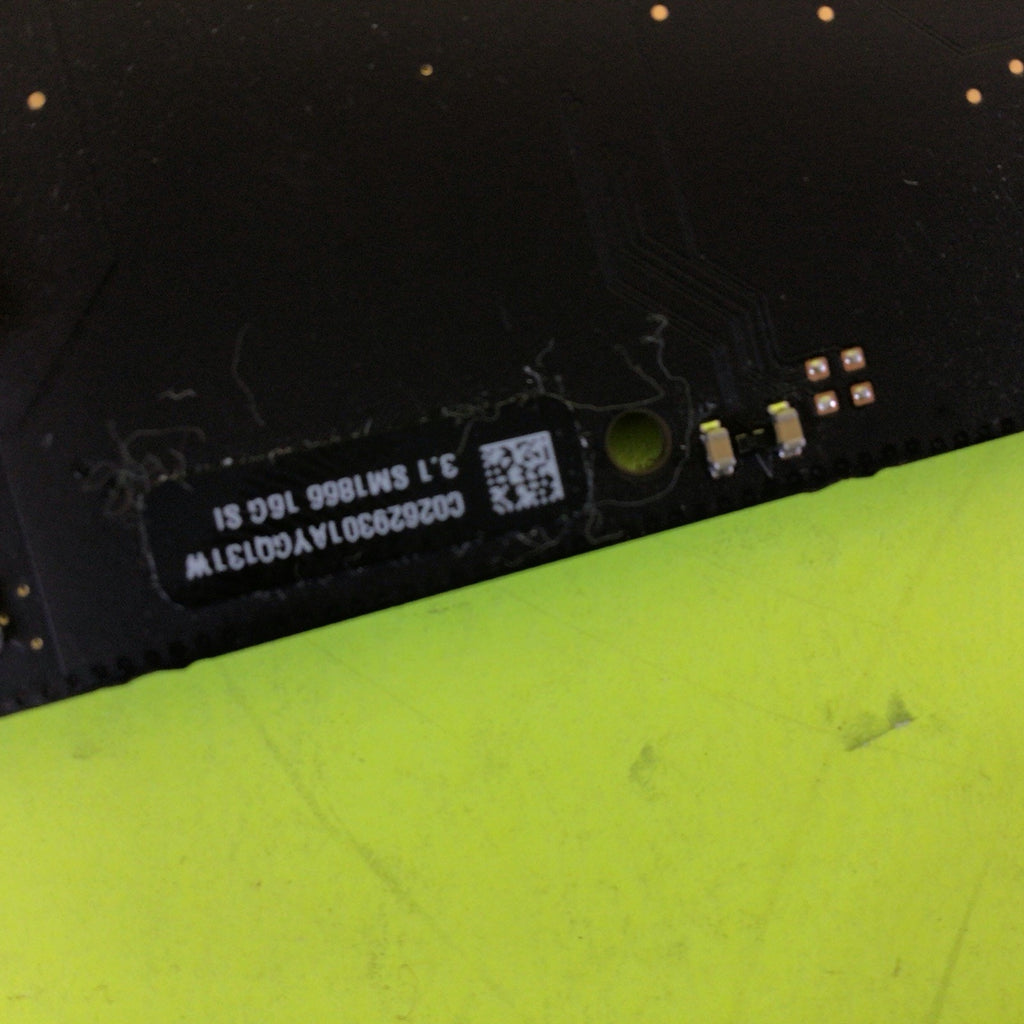 MacBook Pro A1502 Logic Board Core i7 3.1GHz 16GB RAM FOR PARTS or REPAIR