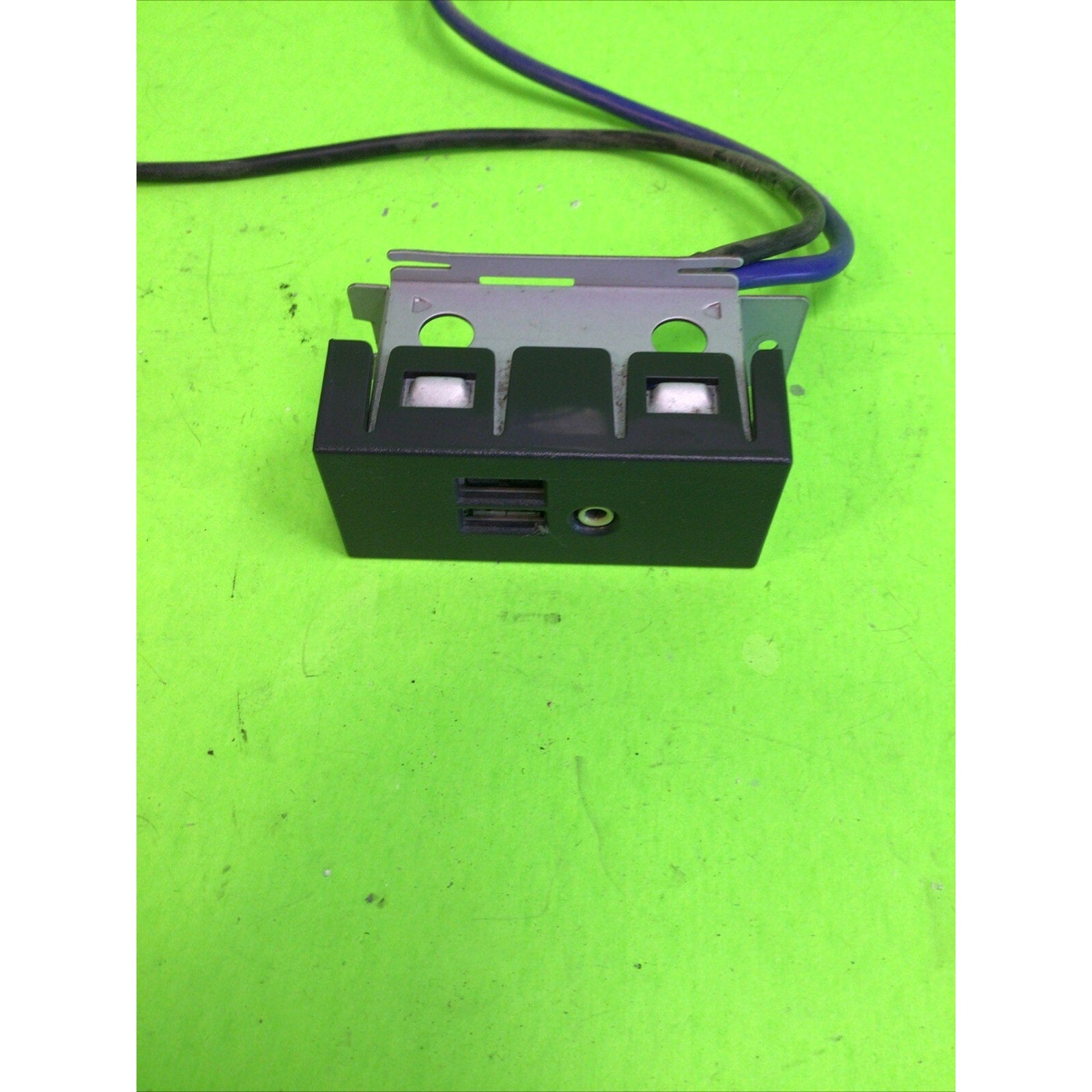 Front USB Audio Panel Dell Dimension 2400 w Cables C0094 M1379