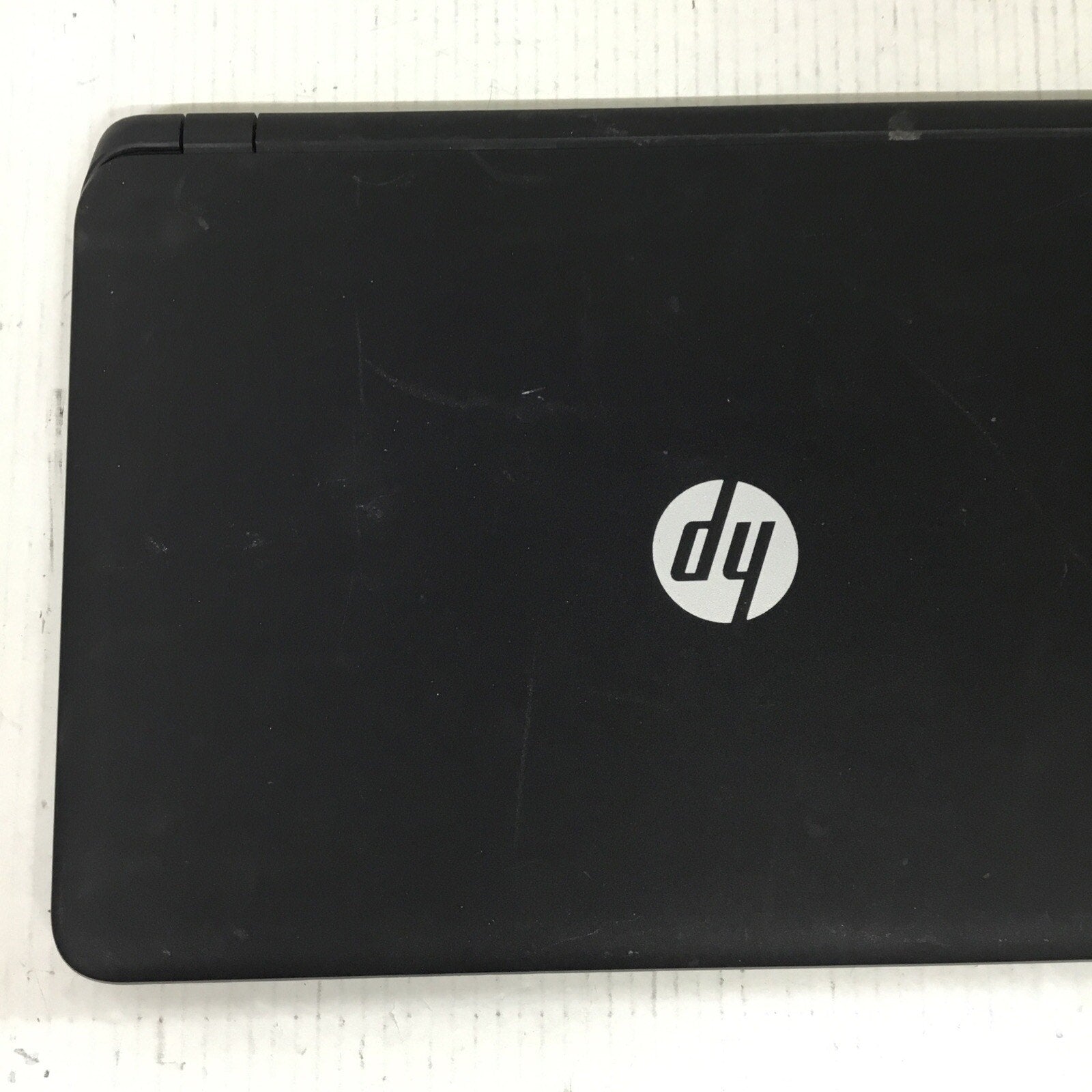 HP 15-F222WM Windows 10 Home 15.6 Inch Intel Pentium N3710 4GB DDR3 Touchscreen