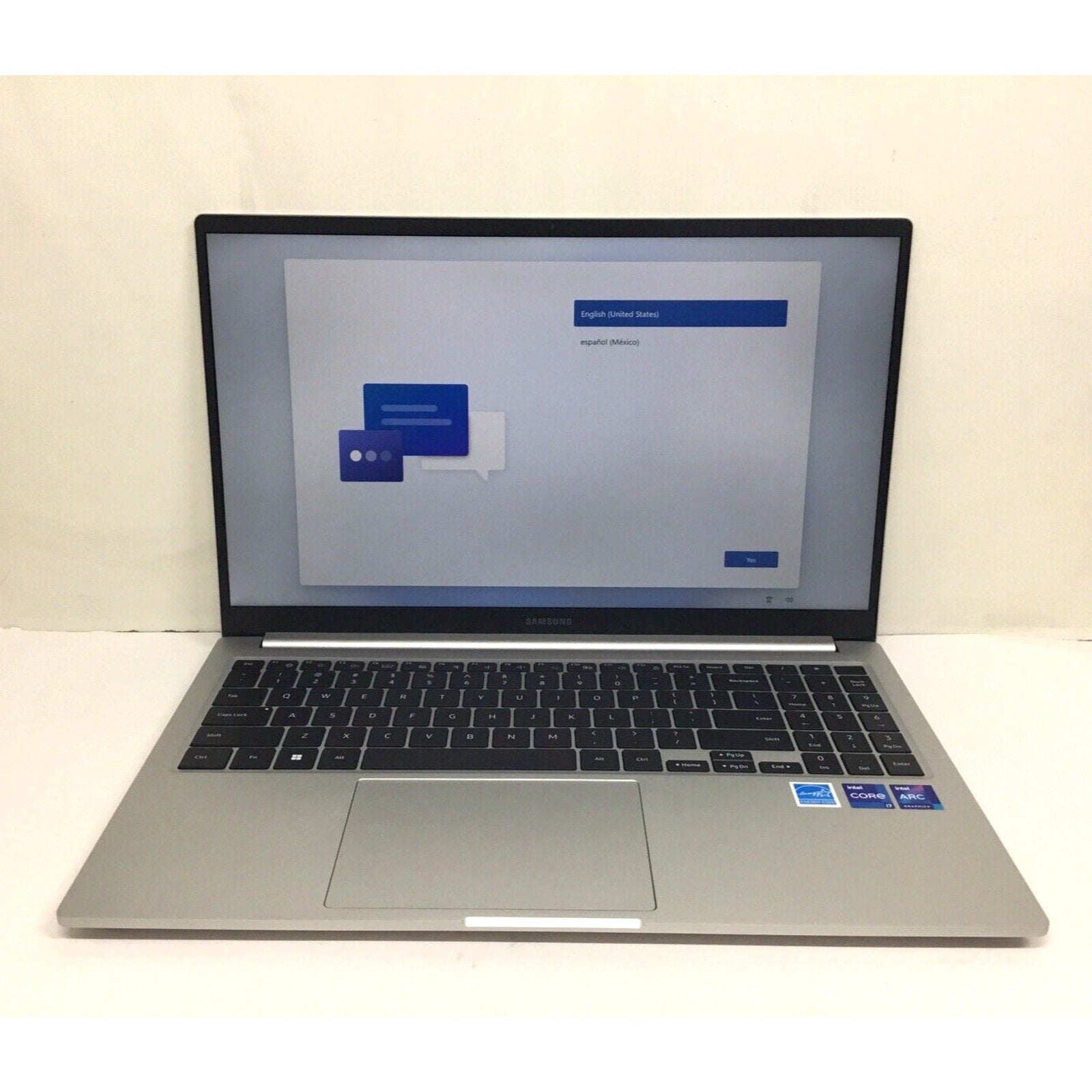 Samsung Galaxy Book3 15.6" NP750XFH-XB1US Intel Core i7-1360P 16GB 512GB Laptop