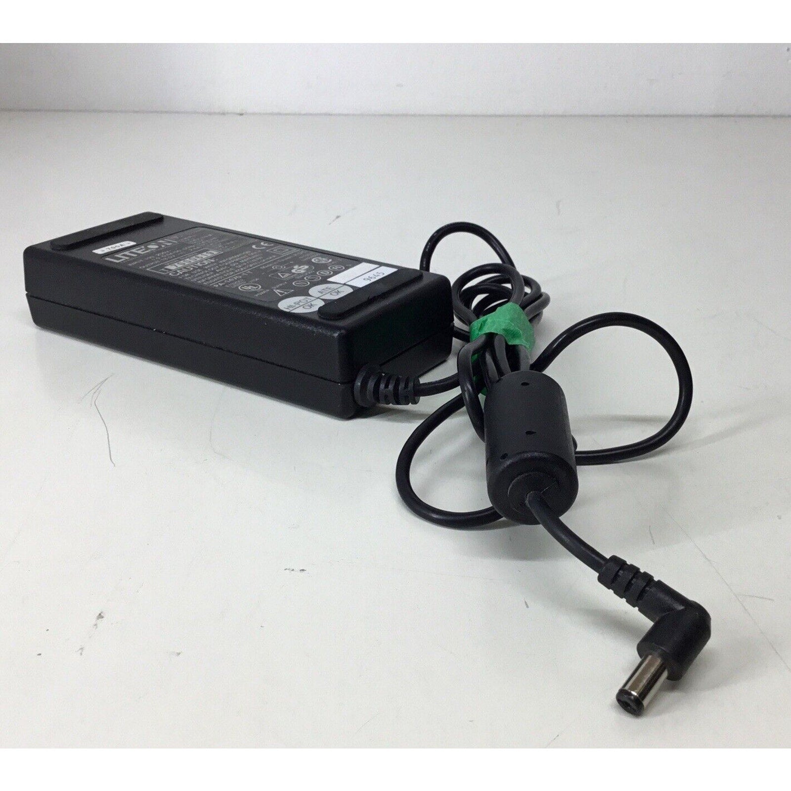 Lite-On AC Adaptor 18V - 2.6A PA-1470-1T