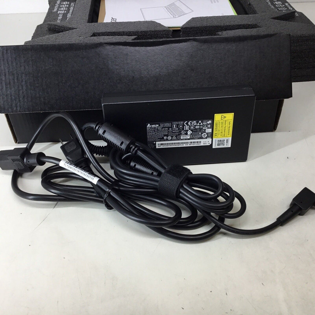 Acer Nitro 16 Gaming Laptop Ryzen 7 RTX 4050 16GB DDR5 1TB NVME AN16-41-R6WV