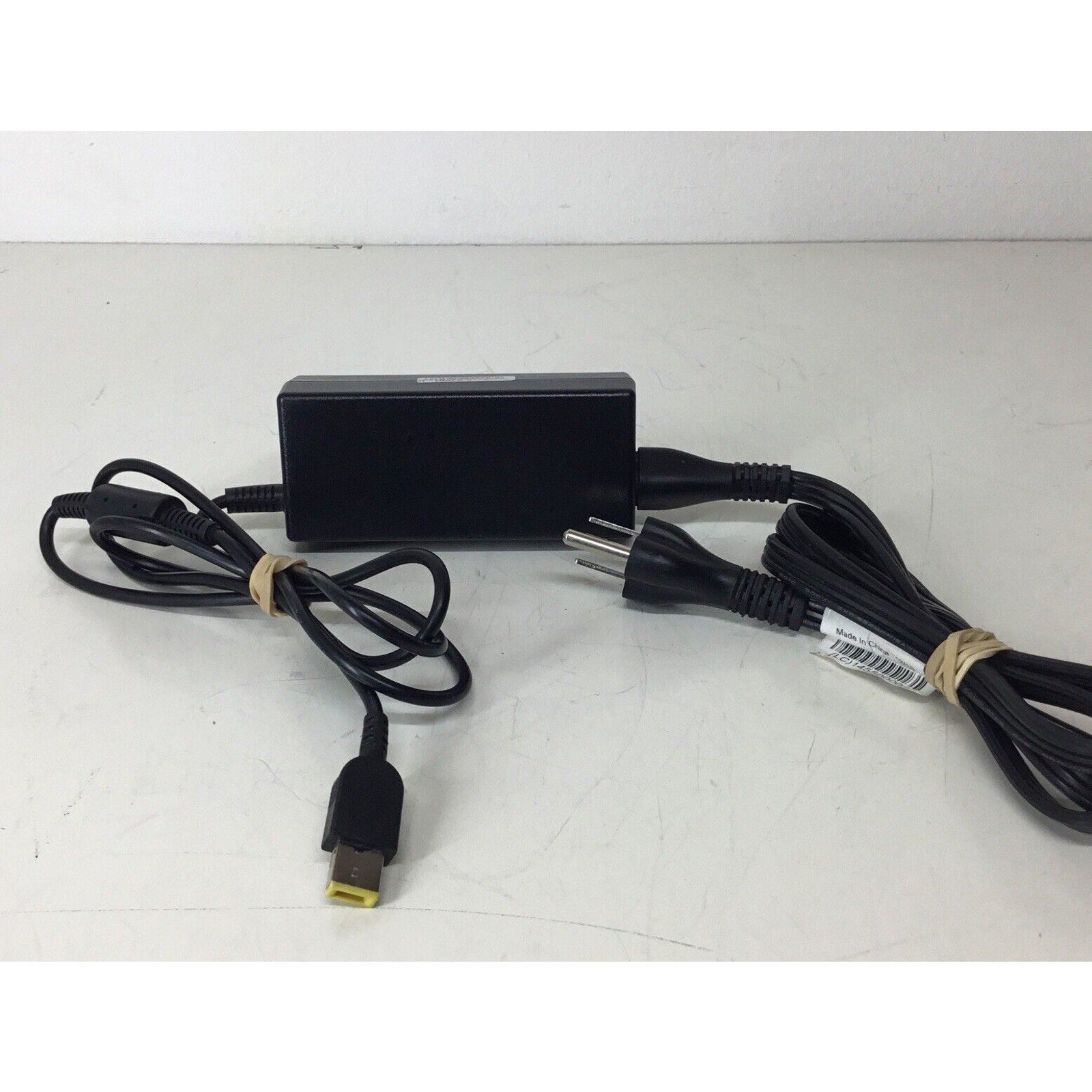 LW-065/325/200/001 AC Adapter Charger 20V 3.25A 100-240V For Lenovo