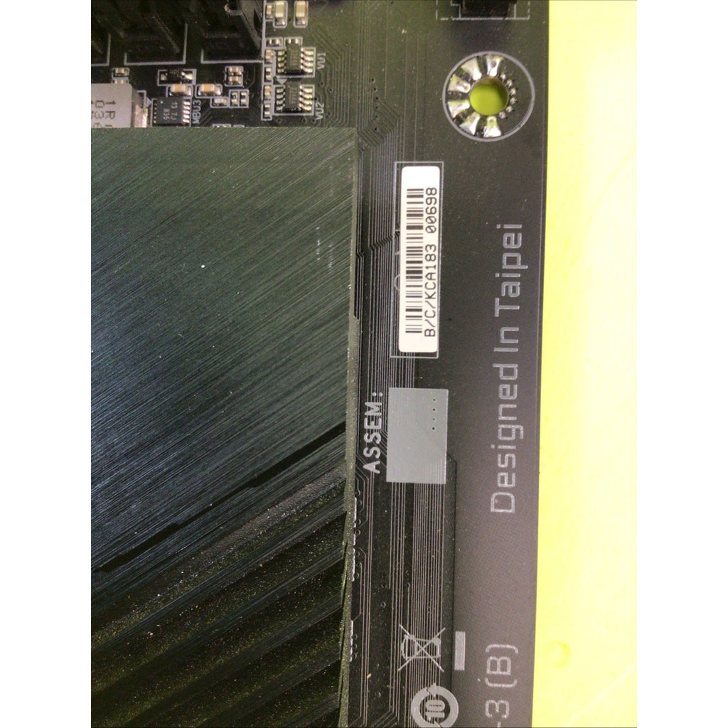 GIGABYTE B550 AORUS ELITE AM4FOR PARTS or REPAIR