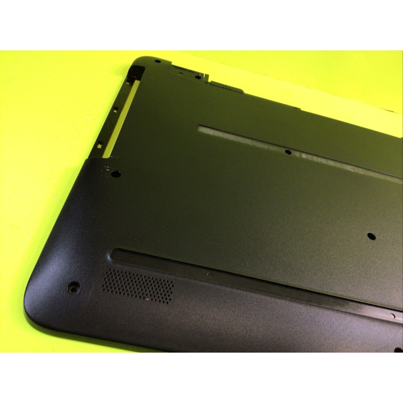HP Pavilion 17-X116DX Bottom Housing Cover