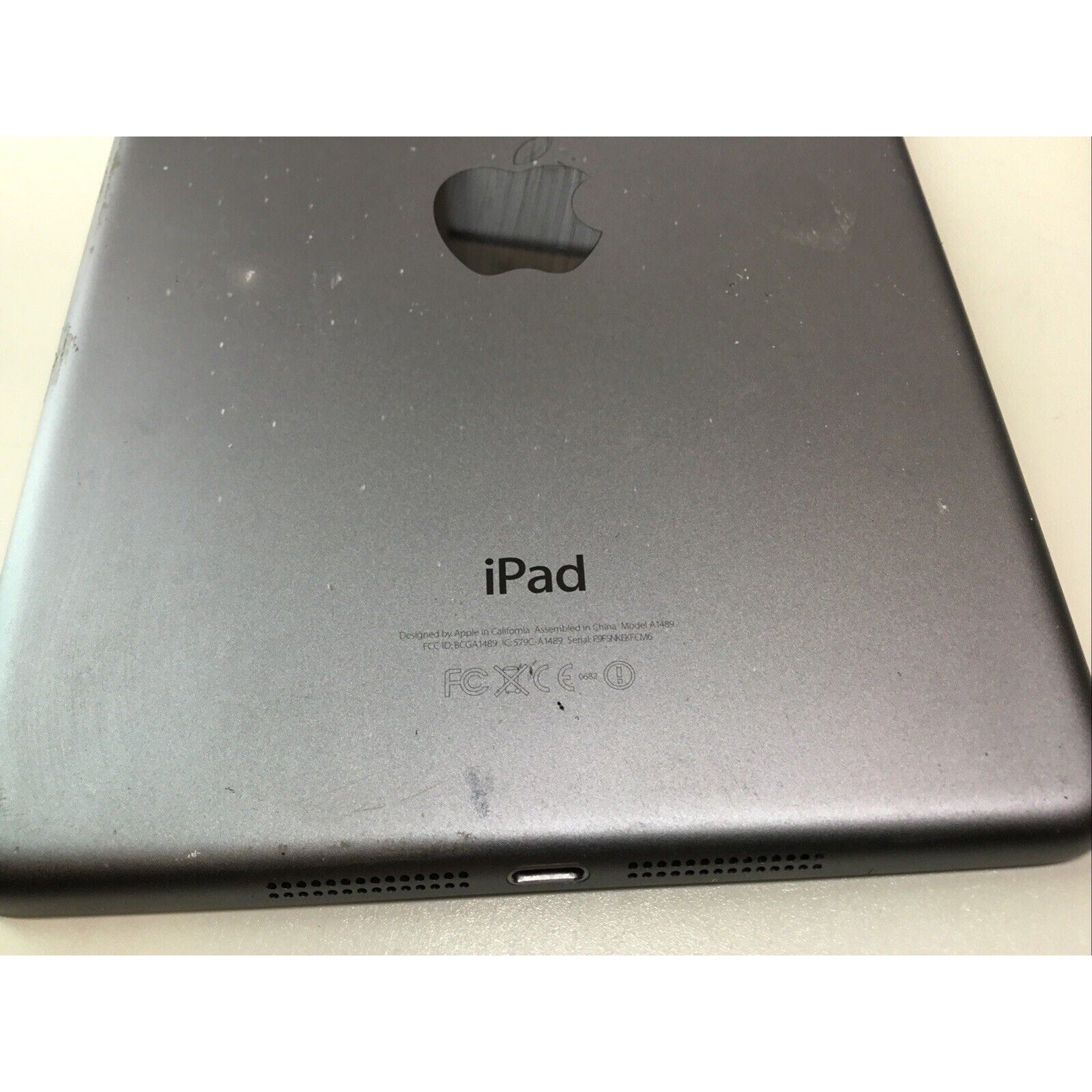 Apple iPad A1489 Space Gray - For Parts
