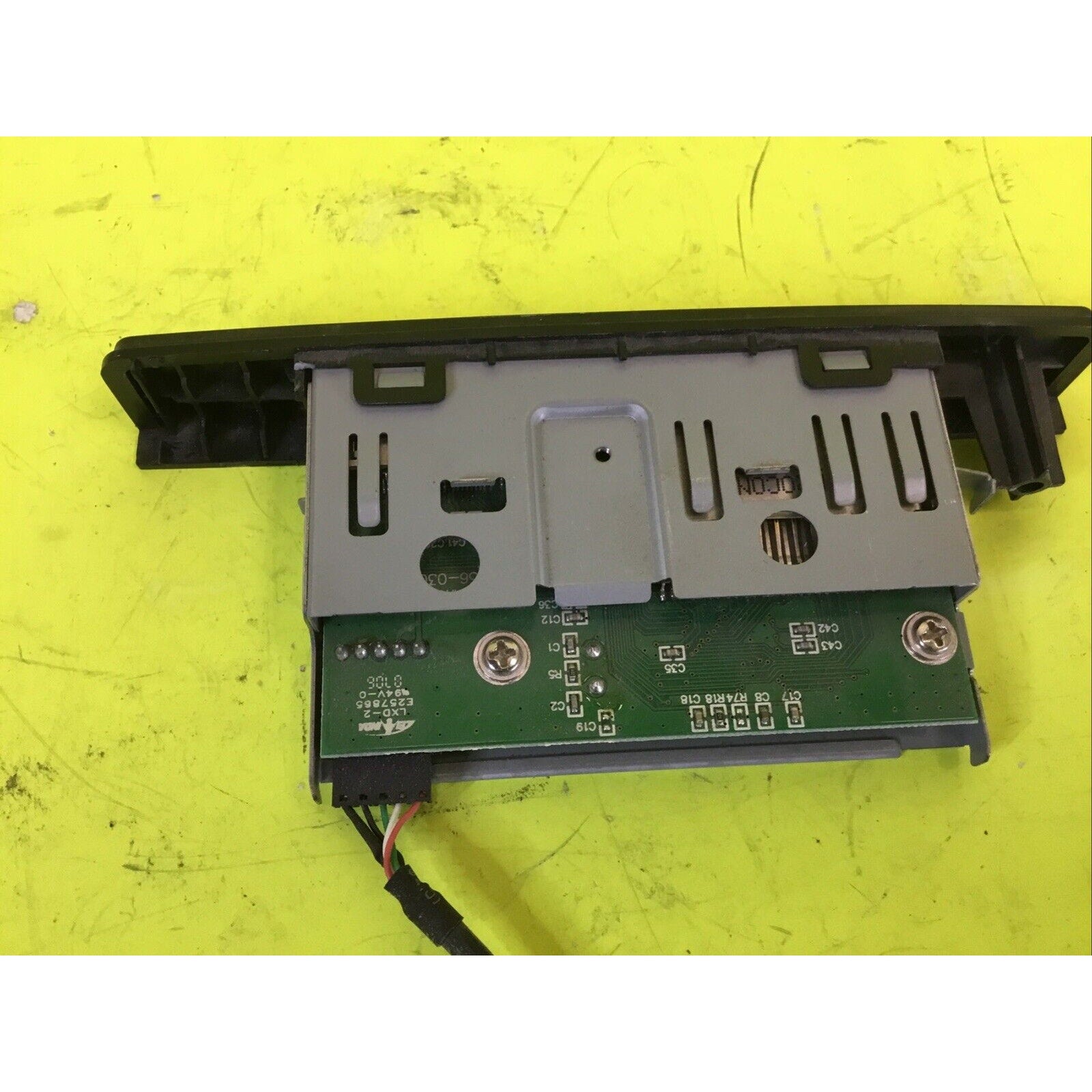 HP Pavilion Desktop Media Card Reader with Cable 5070-2566