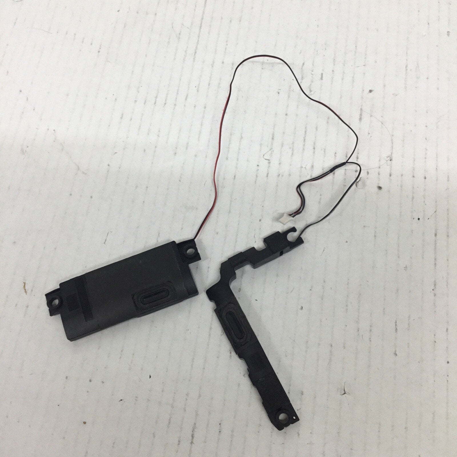 Lenovo IdeaPad 330s-15 330s-15IKB Laptop Speakers PAIR 55B0R07221