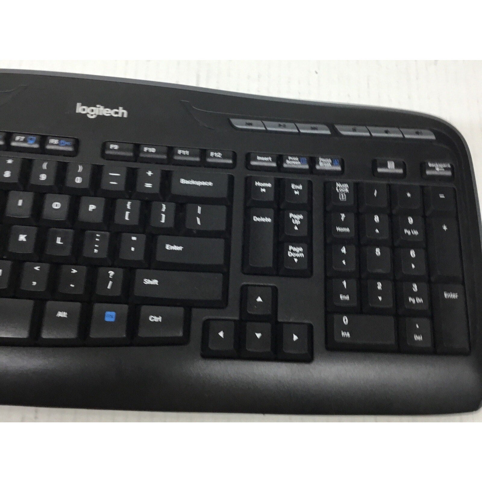 Logitech K330 Wireless Keyboard No USB Reliever