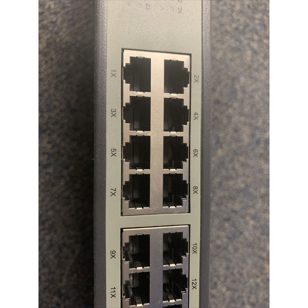 NETIS ST-3131/ST3124G 24 PORT RACK-MOUNTABLE GIGABIT ETHERNET Network Switch
