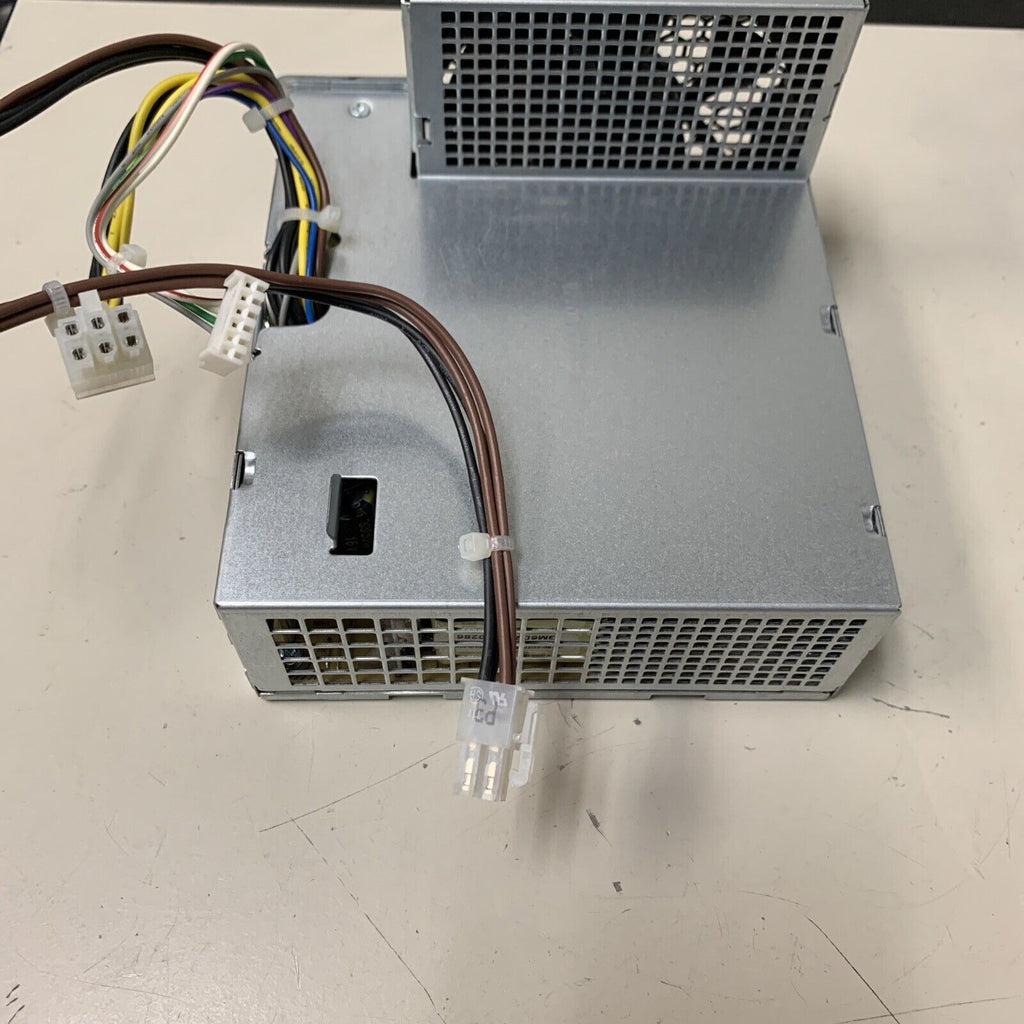 HP Switching Power Supply Model D10-240P1A P/N 611481-001 / 613762-001 240W