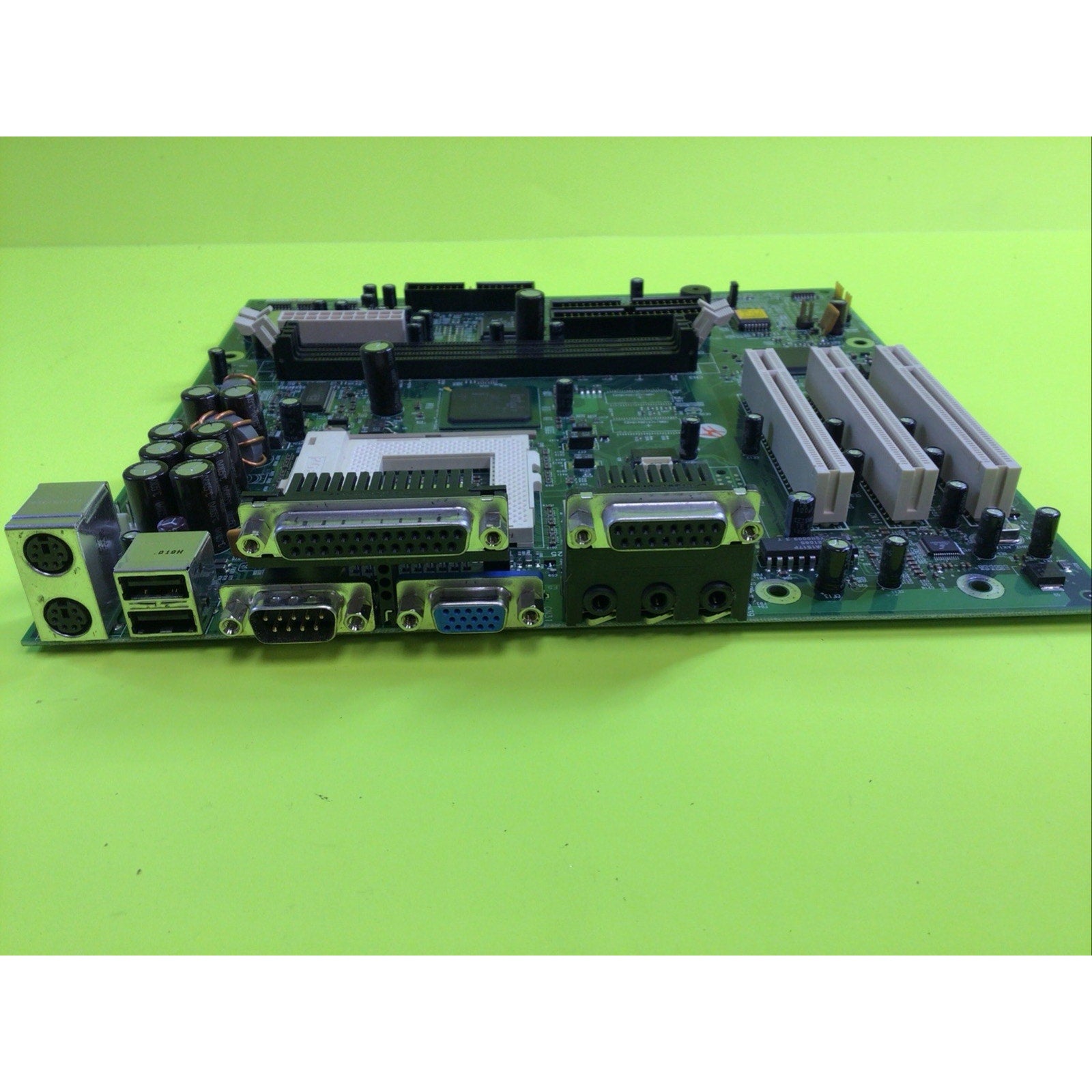 HP Pavilion XE736 Cognac 112017 20000127 Socket PGA 370