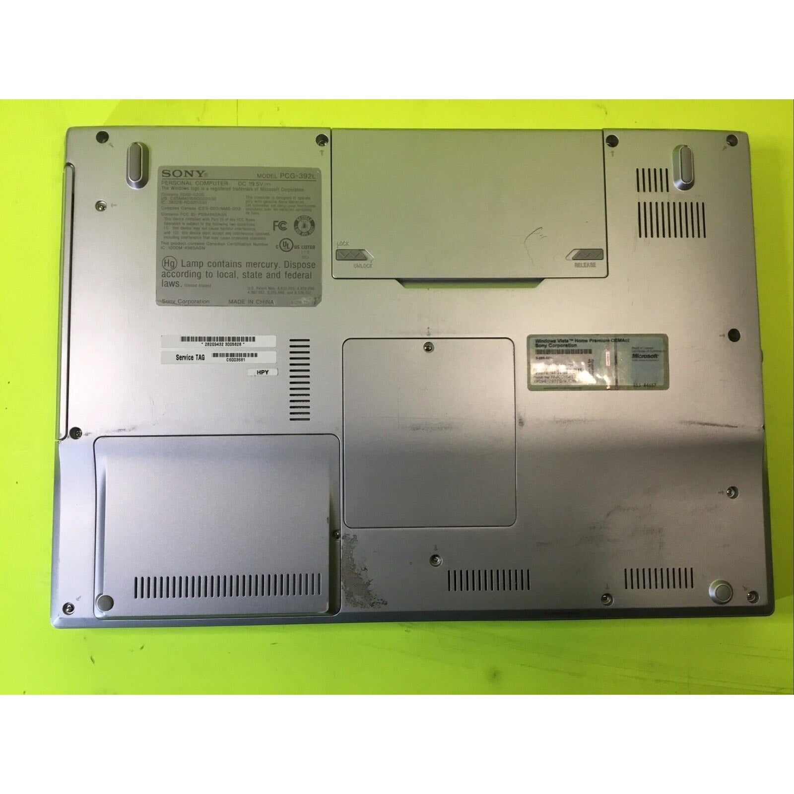 Sony Vaio PCG-392L Laptop FOR PARTS REPAIR or RECYCLE