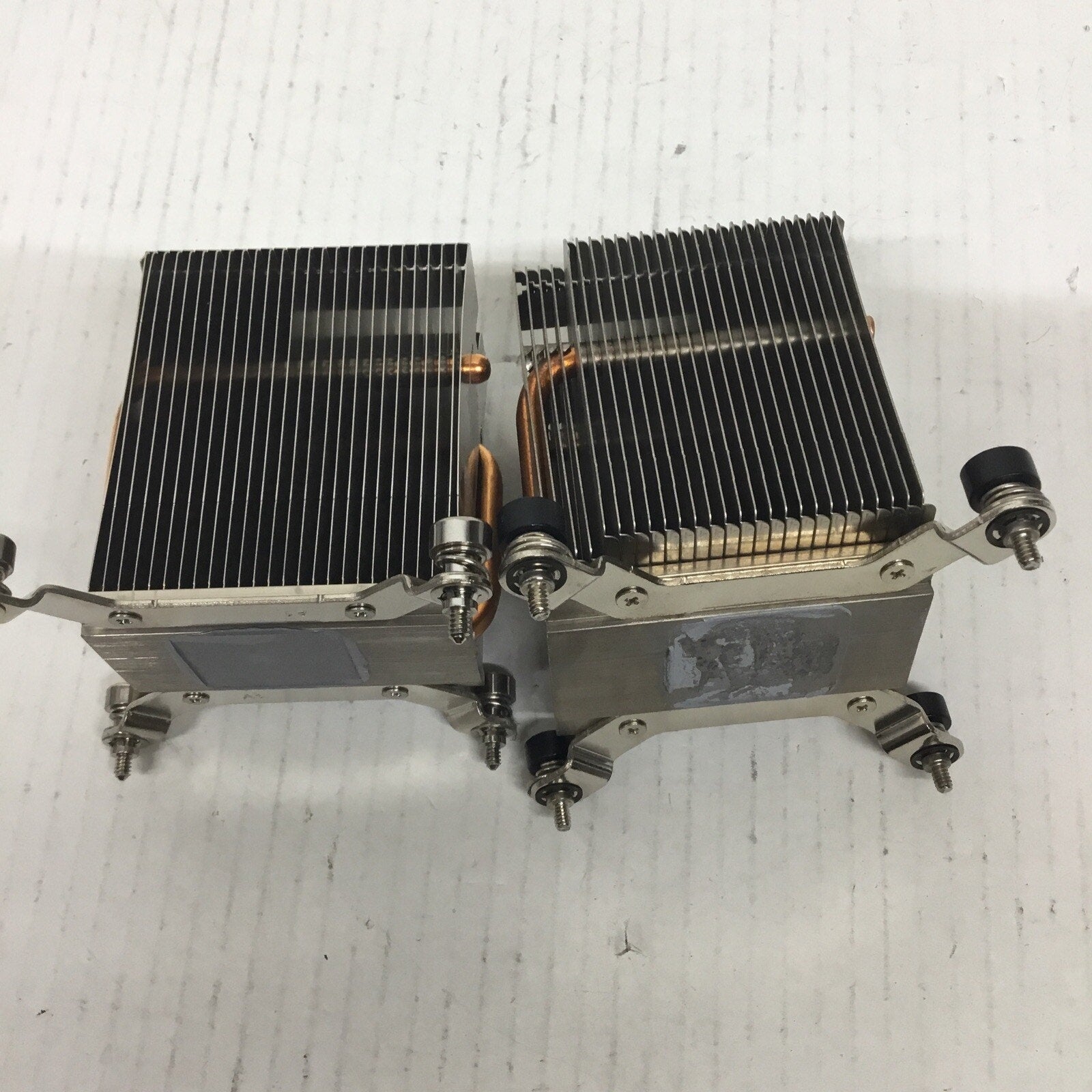 Lot of 2 HP Compaq ProELite 8200 8300 SFF CPU Heatsink 628553-001 & 002