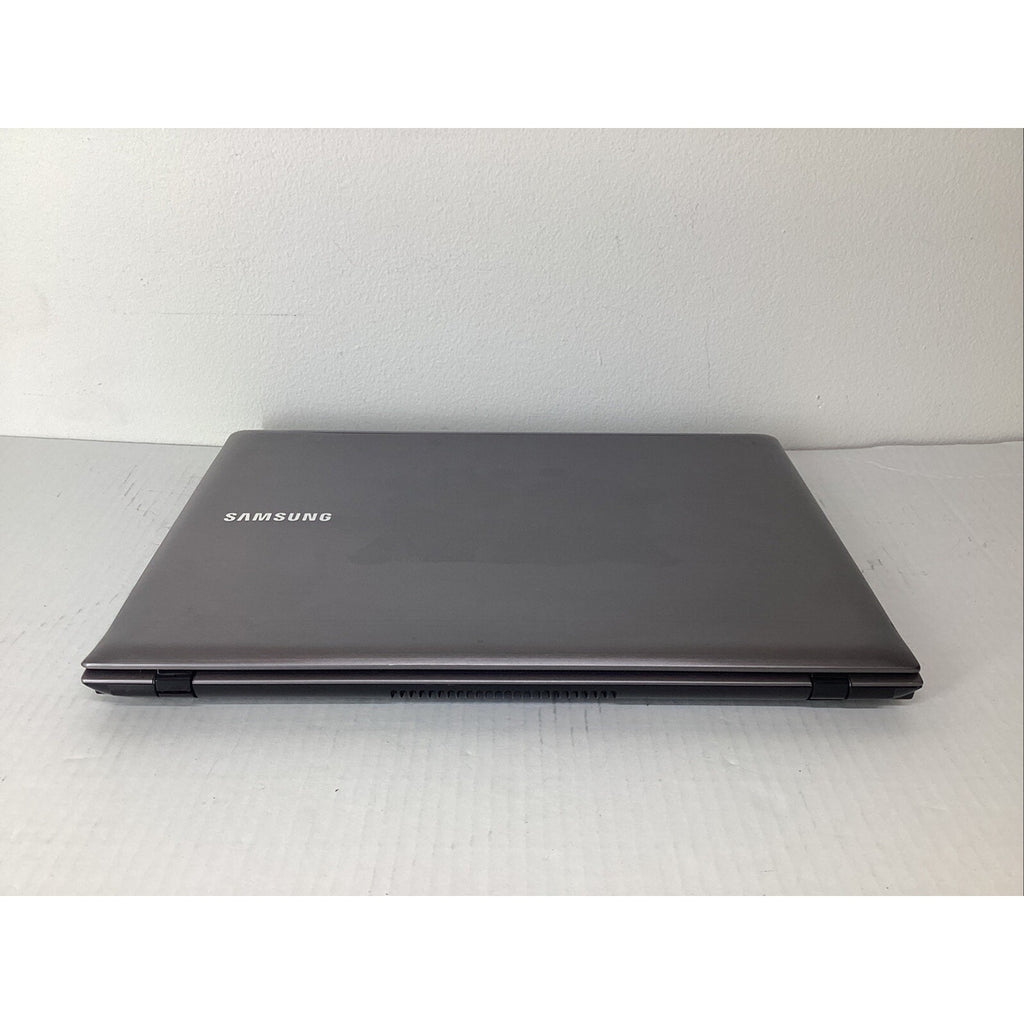 Samsung QX411 14" NP-QX411L-W01UB Intel Core i5 6GB RAM 640GB HDD - For Parts