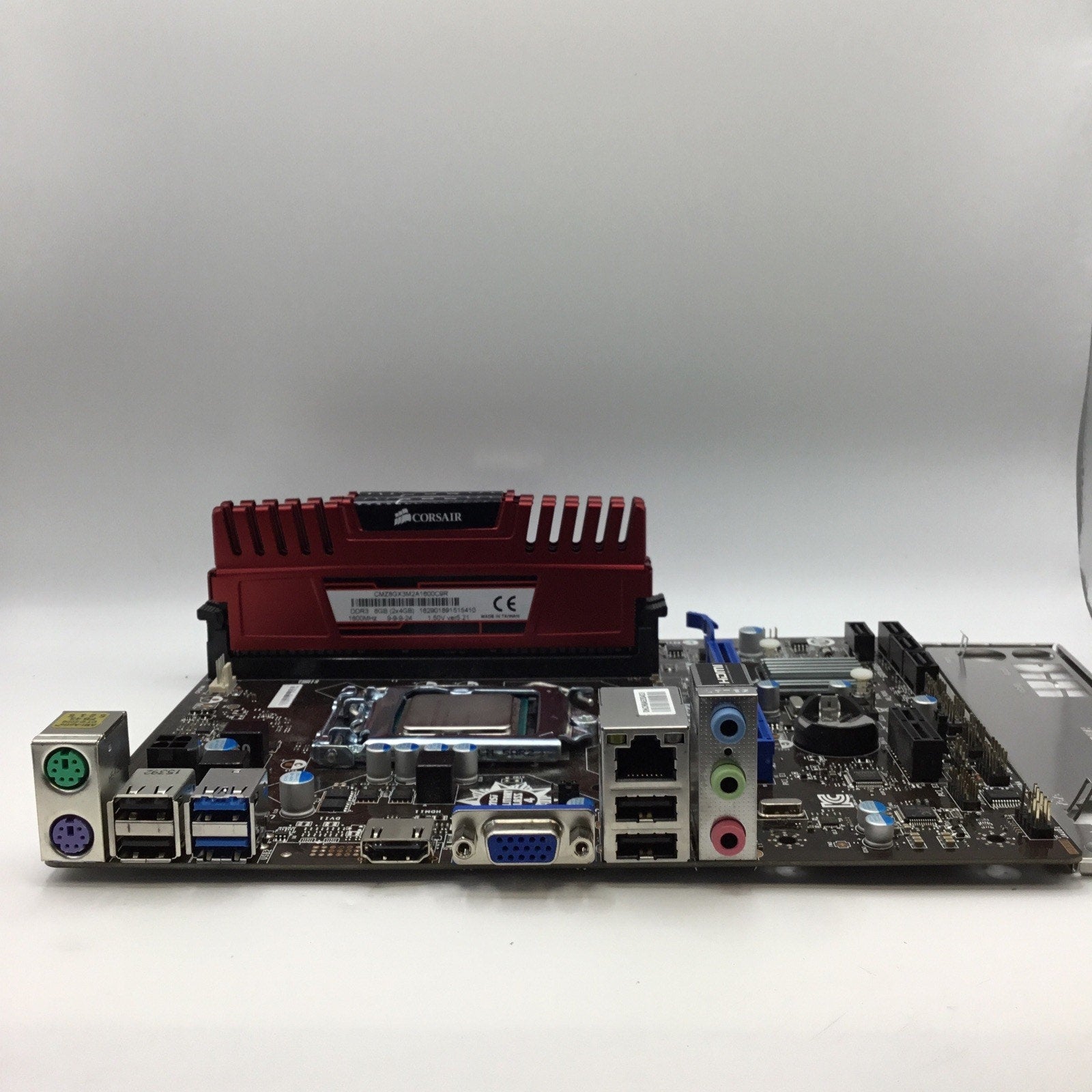 MSI H81M-E33 (LGA1150) + i3-4160 + 16 (2x8) GB DDR3 MB+CPU+RAM+I/O SHIELD COMBO