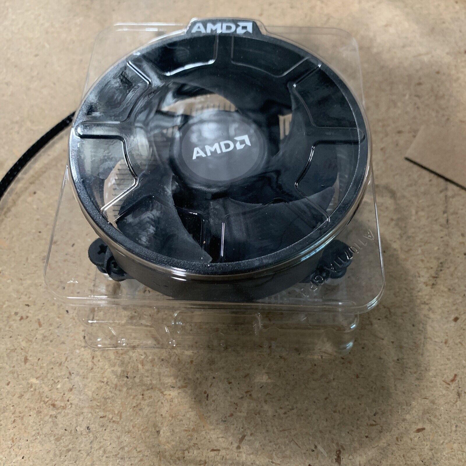 AMD 712-000046 Socket AM4 Wraith Stealth CPU Cooler - 4-pin Power - New In Box