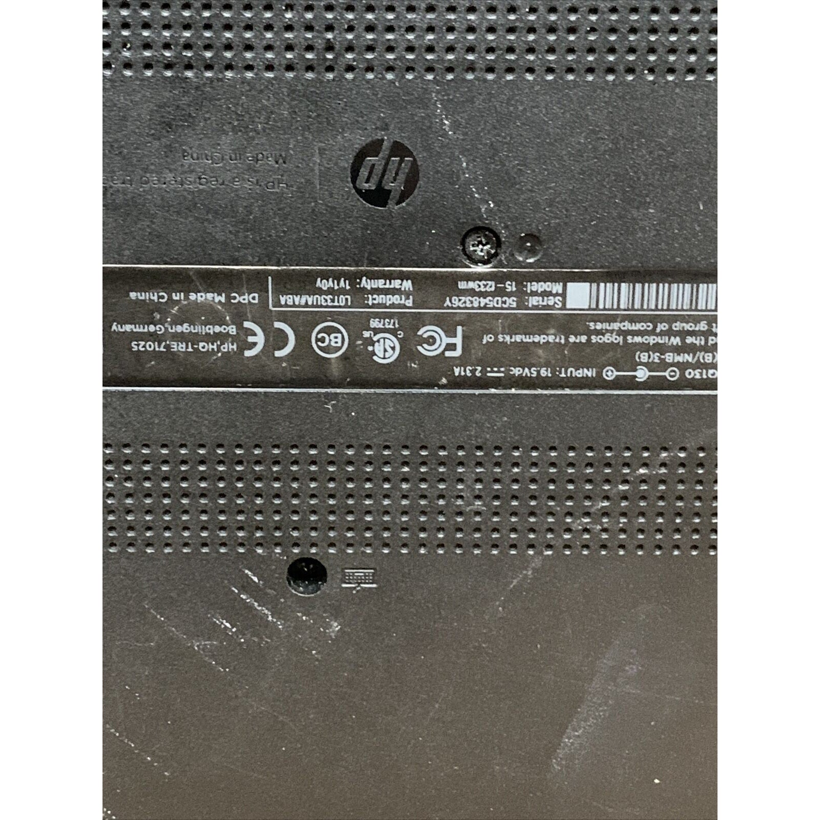 HP Notebook 15-f233wm Intel N3050 4GB/500GB - No Power Adapter - BOOTS READ