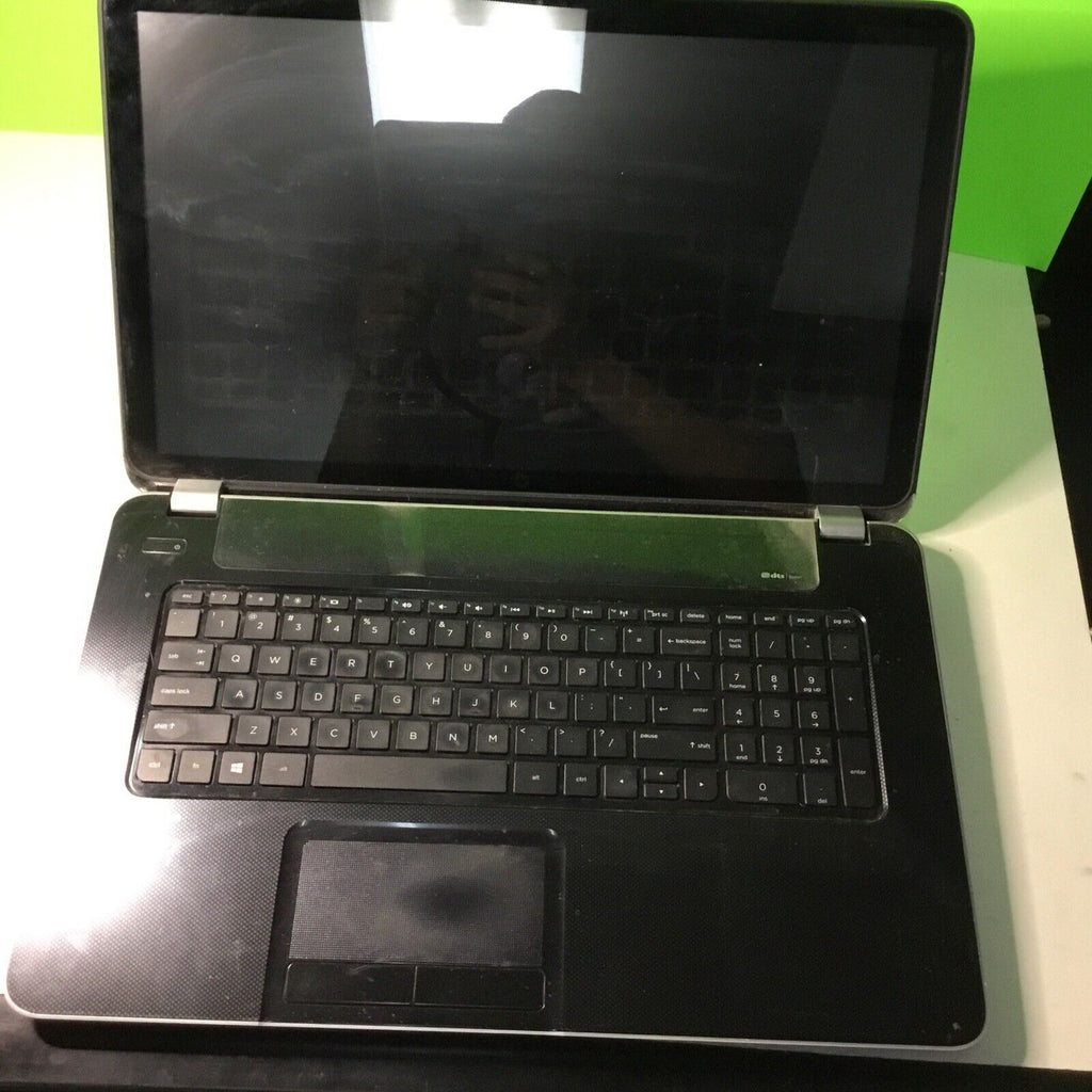HP pavilion 17 TS AMD A8-5550M Notebook PC 8GB ram Touchscreen {CC}