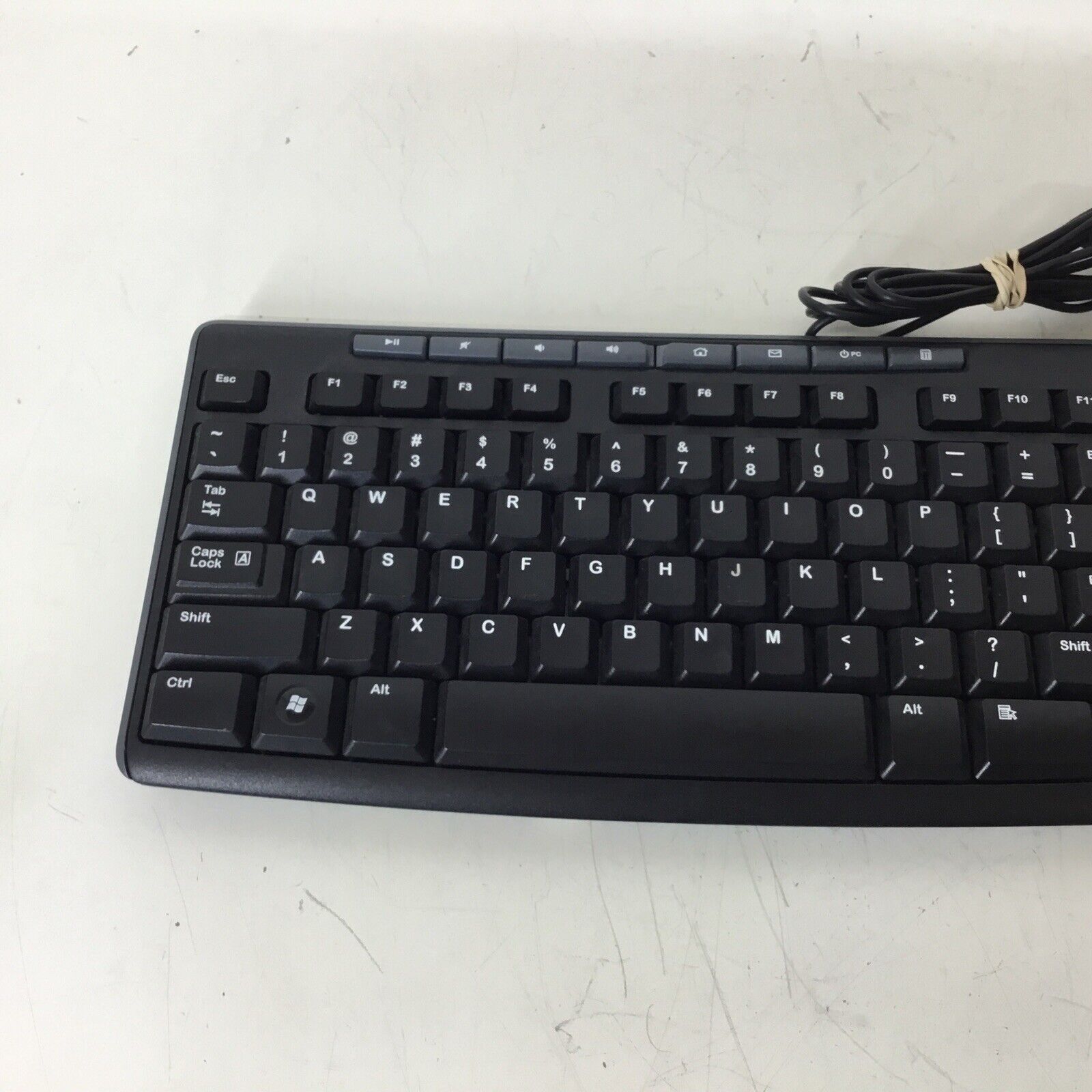 Logitech K200 Wired USB Keyboard 820-003180 Y-U0011