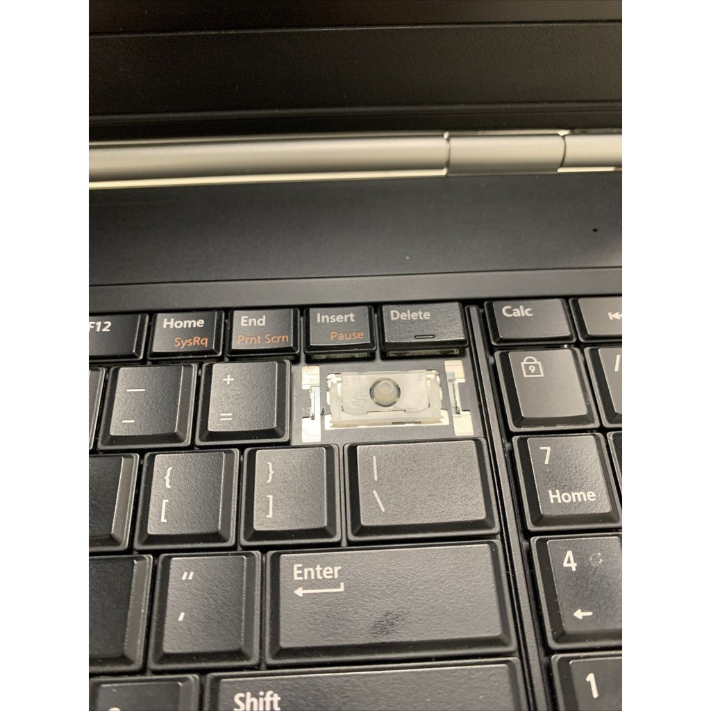 Dell Latitude E5520 i3-2330m 2GB 15.6" - No HDD/No Power Adapter/Missing Key