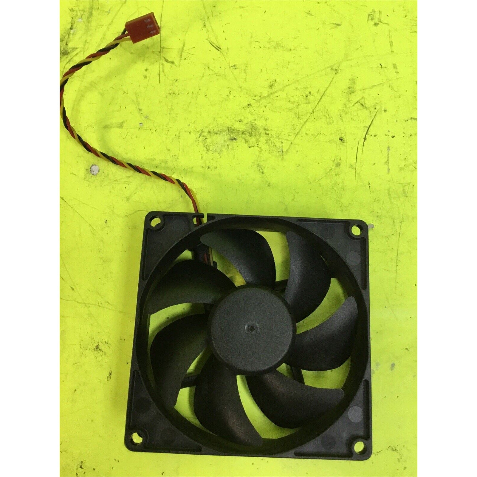 Dell X755M 92MM Rear Fan by Sunon EE92251S3-D020-C99 / Foxconn PVA092G12M