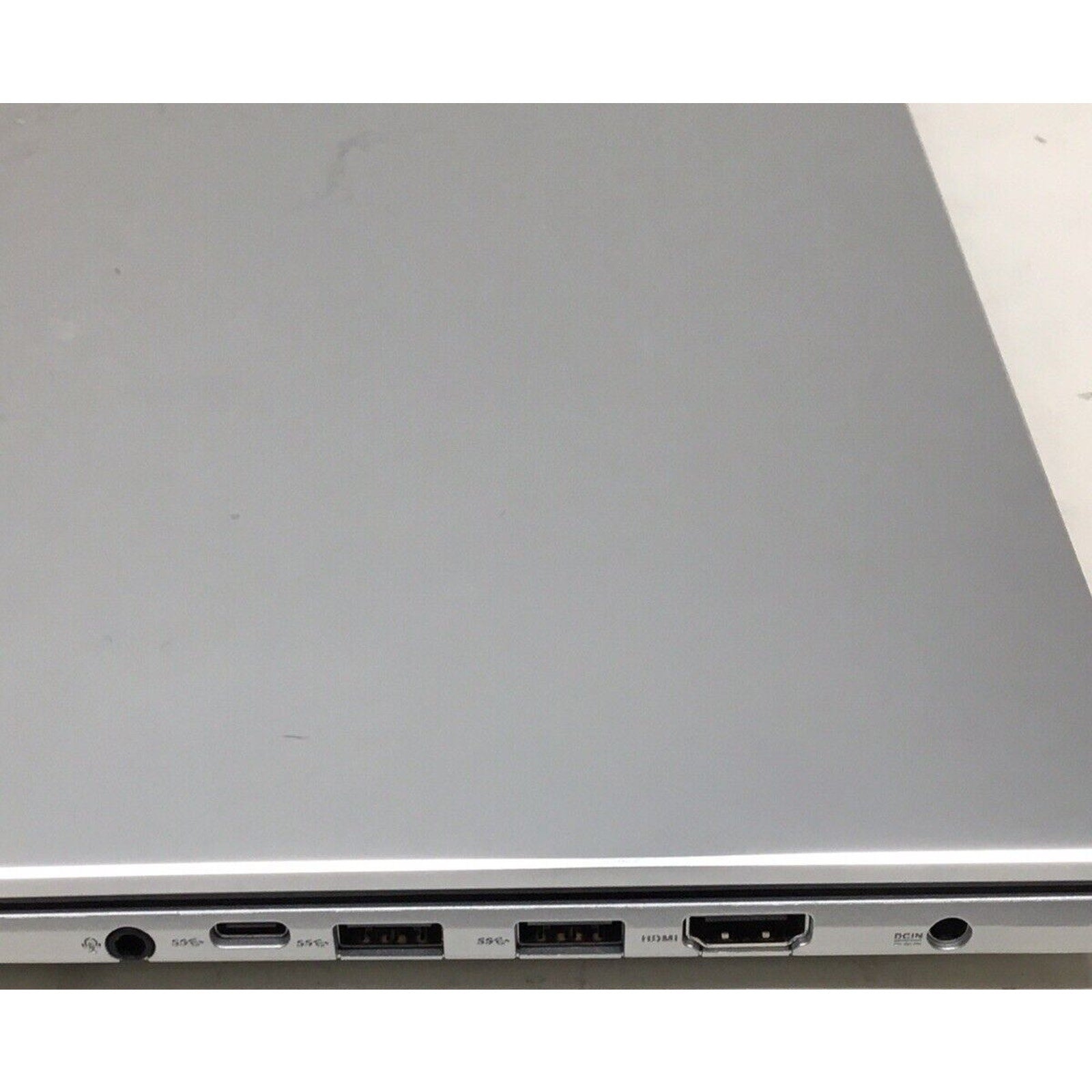 Asus VivoBook K1703ZA Core™ i3-1220P 500GB SSD 16GB 17.3" (1920x1080) WIN11