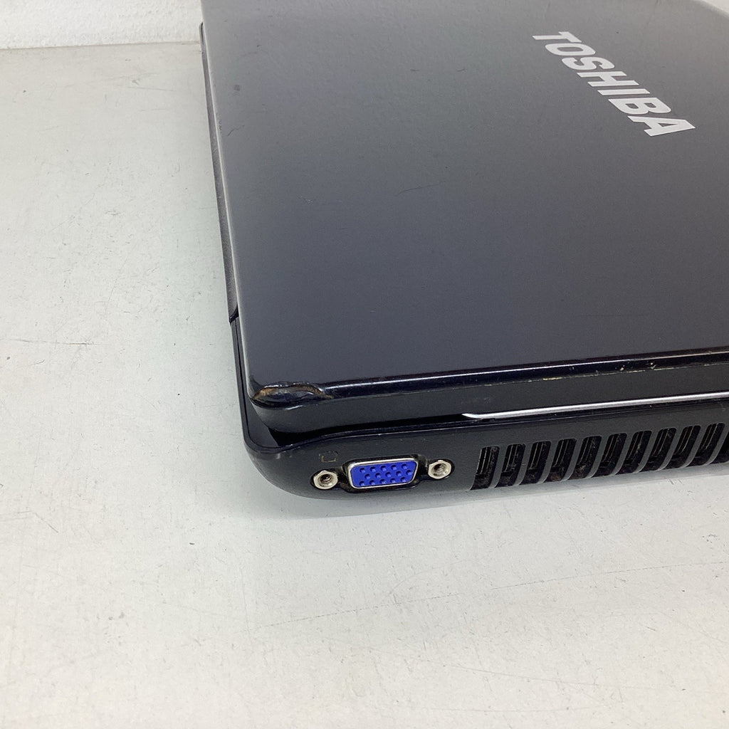 Toshiba Satellite A215-S7437 Laptop AMD Turion 64 X2 2GB RAM 120GB SSD-For Parts