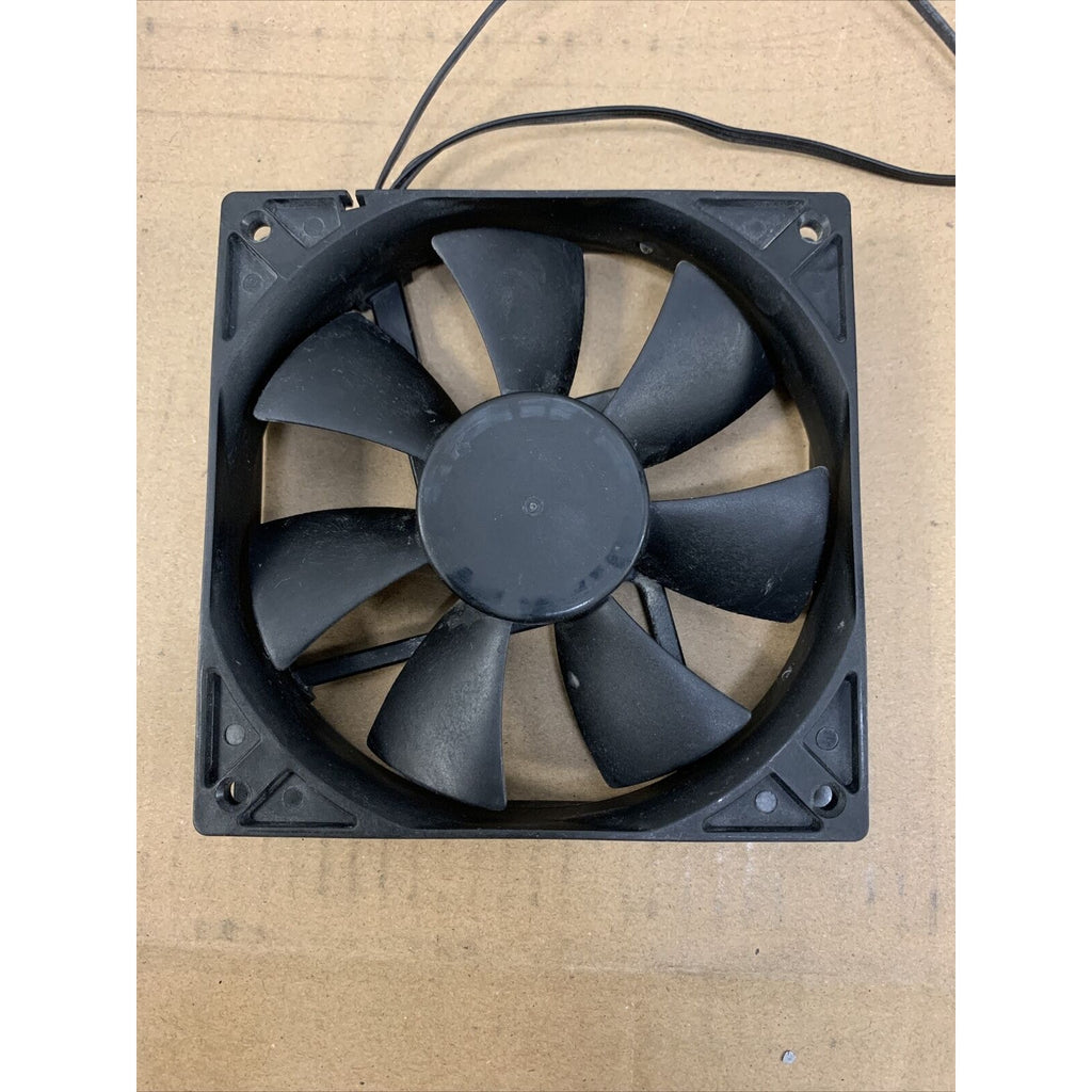 Antec 120mm Tricool Computer Case Cooling Fan with 3 Red LED / Fan Speed Control