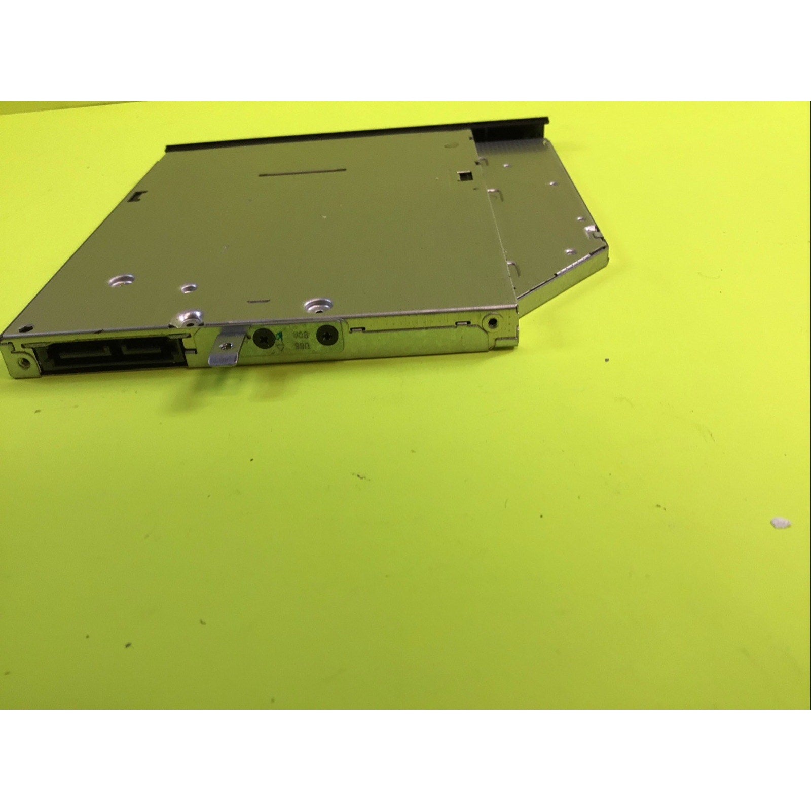 HP Pavilion 15-f222wmDVD Rewritable Drive 700577-HC2 DU-8A6SH111B