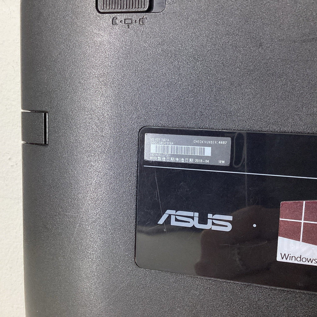 ASUS X401A-BCL0705Y 14" Ultrabook Notebook 4GB RAM 320GB HDD - For Parts