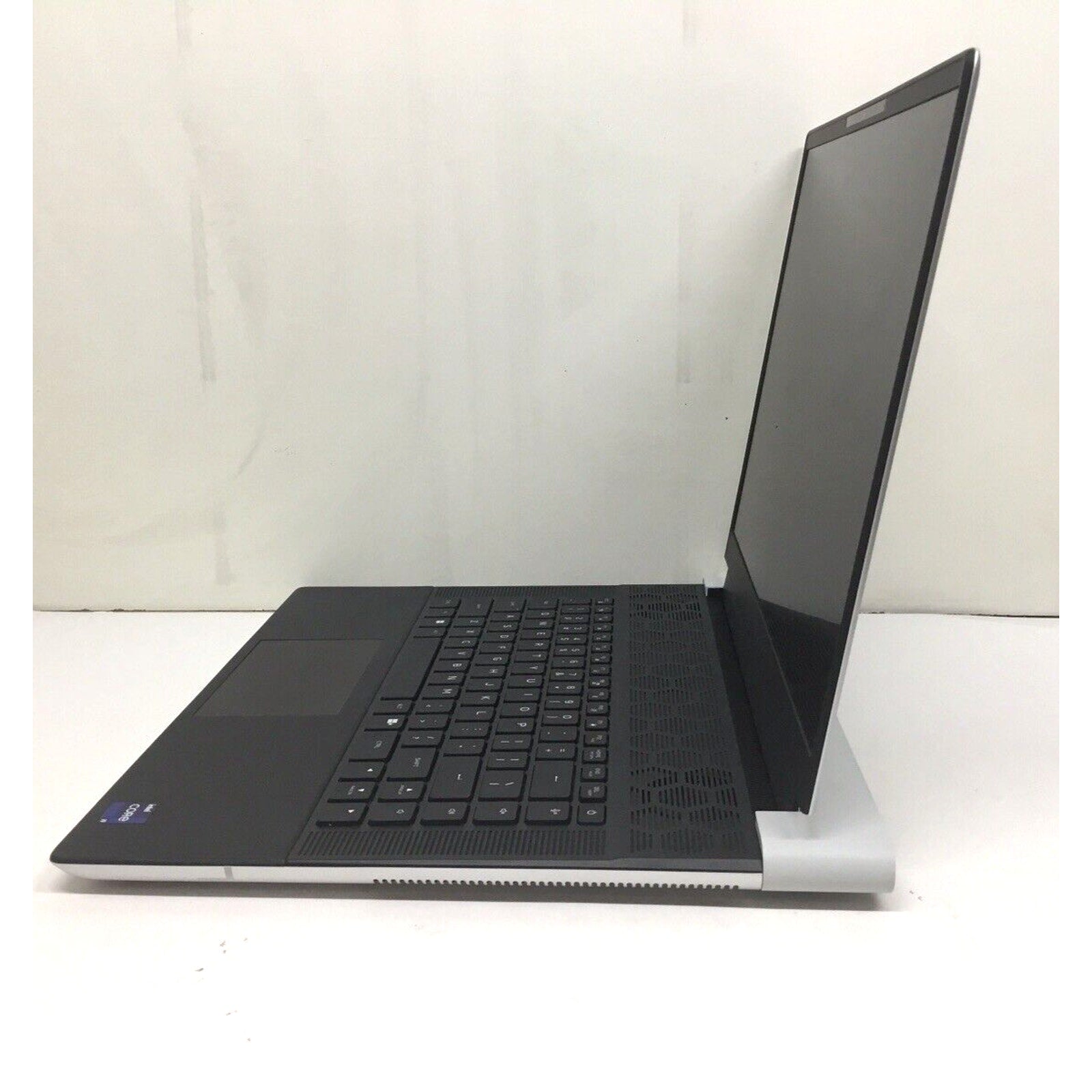 Alienware X16 R1 16" Gaming Laptop I9-13900HK GeForce RTX 4080 32GB RAM 1TB SSD