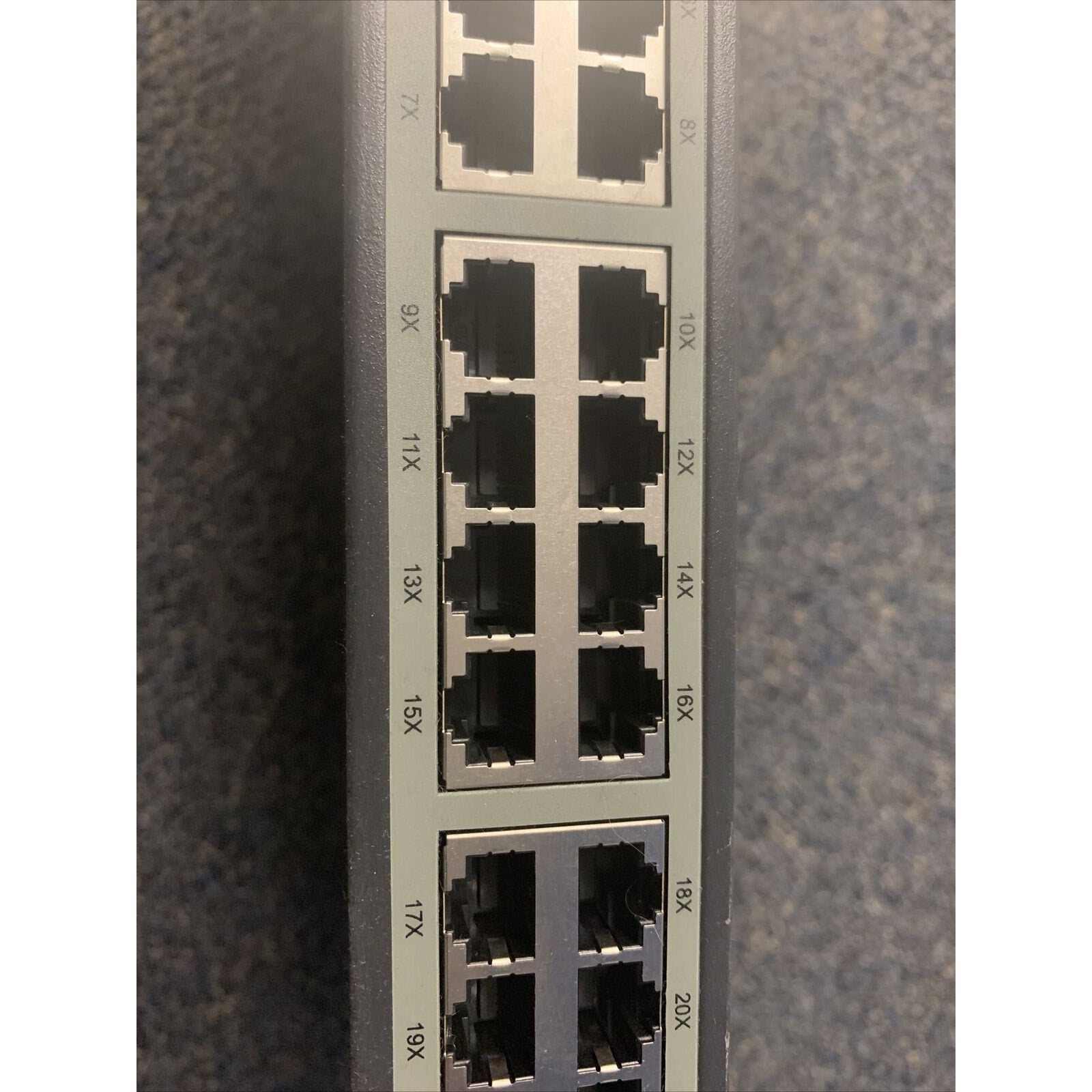 NETIS ST-3131/ST3124G 24 PORT RACK-MOUNTABLE GIGABIT ETHERNET Network Switch