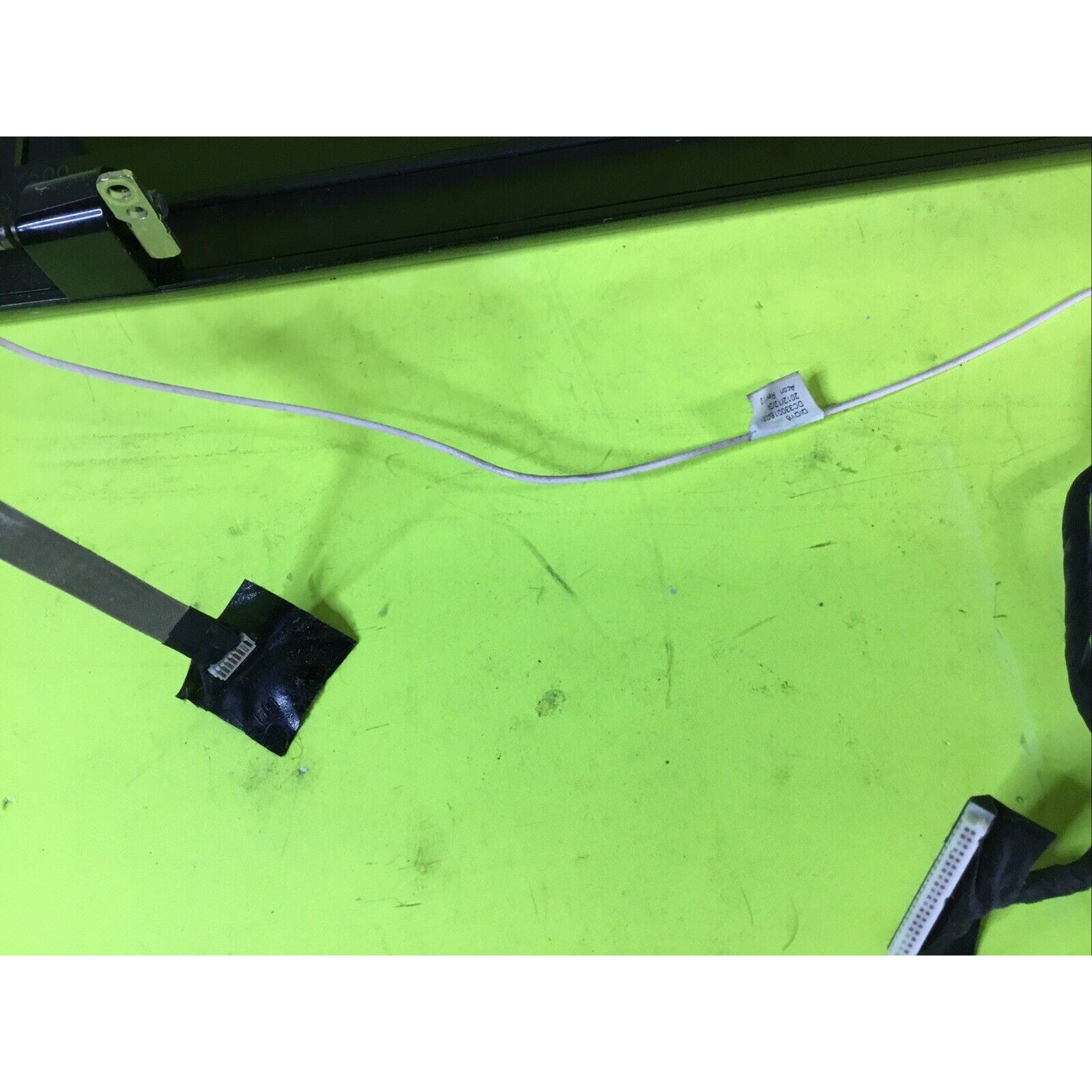 Lenovo IdeaPad Y500 15.6" LCD Screen Complete Assembly Display