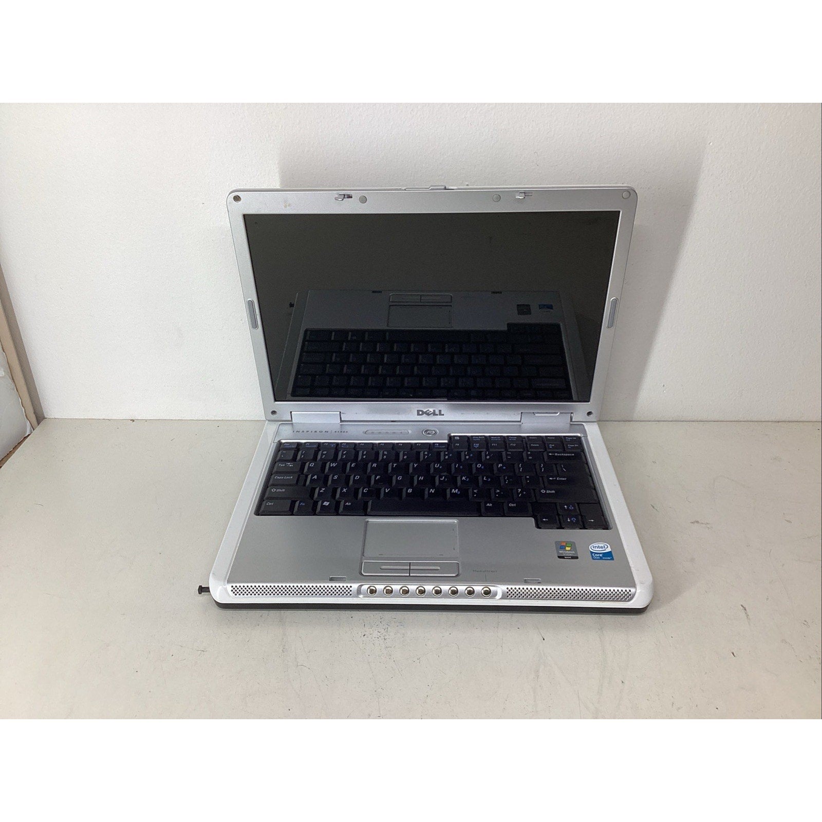Dell Inspiron E1405 14.3" Intel Core 2 Duo No RAM or HDD - For Parts