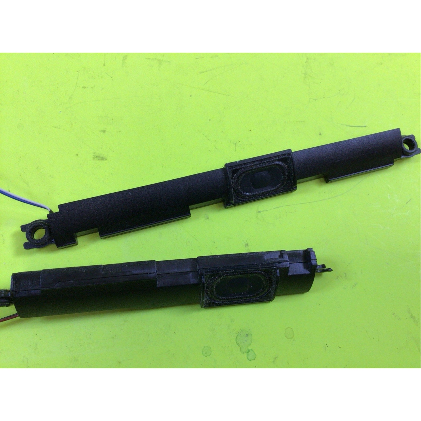 Dell Latitude 5540 E5540 Laptop Left and Right Speakers 0GFT5H