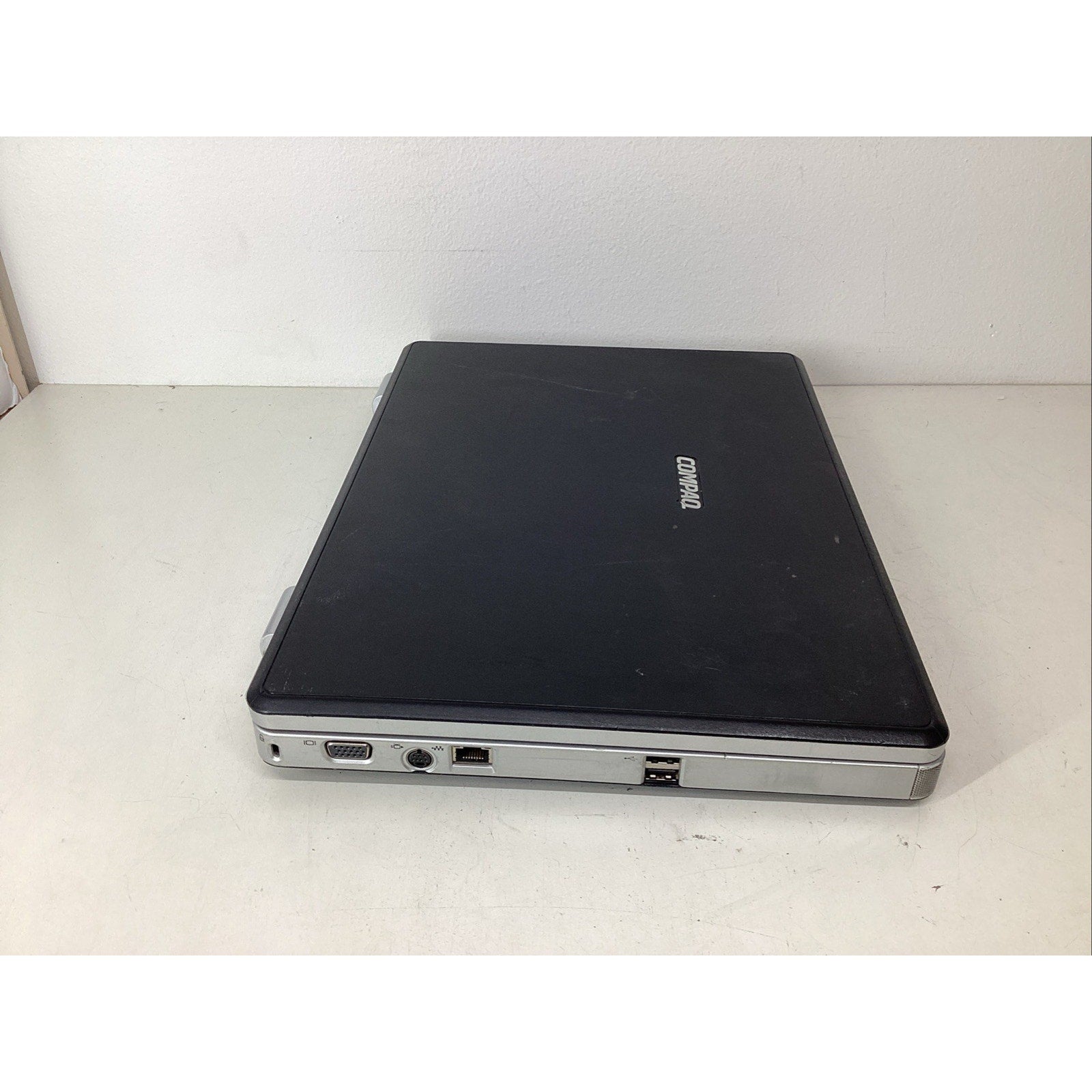 Compaq Presario C300 Laptop 512MB RAM 80GB HDD Intel Celeron M - For Parts