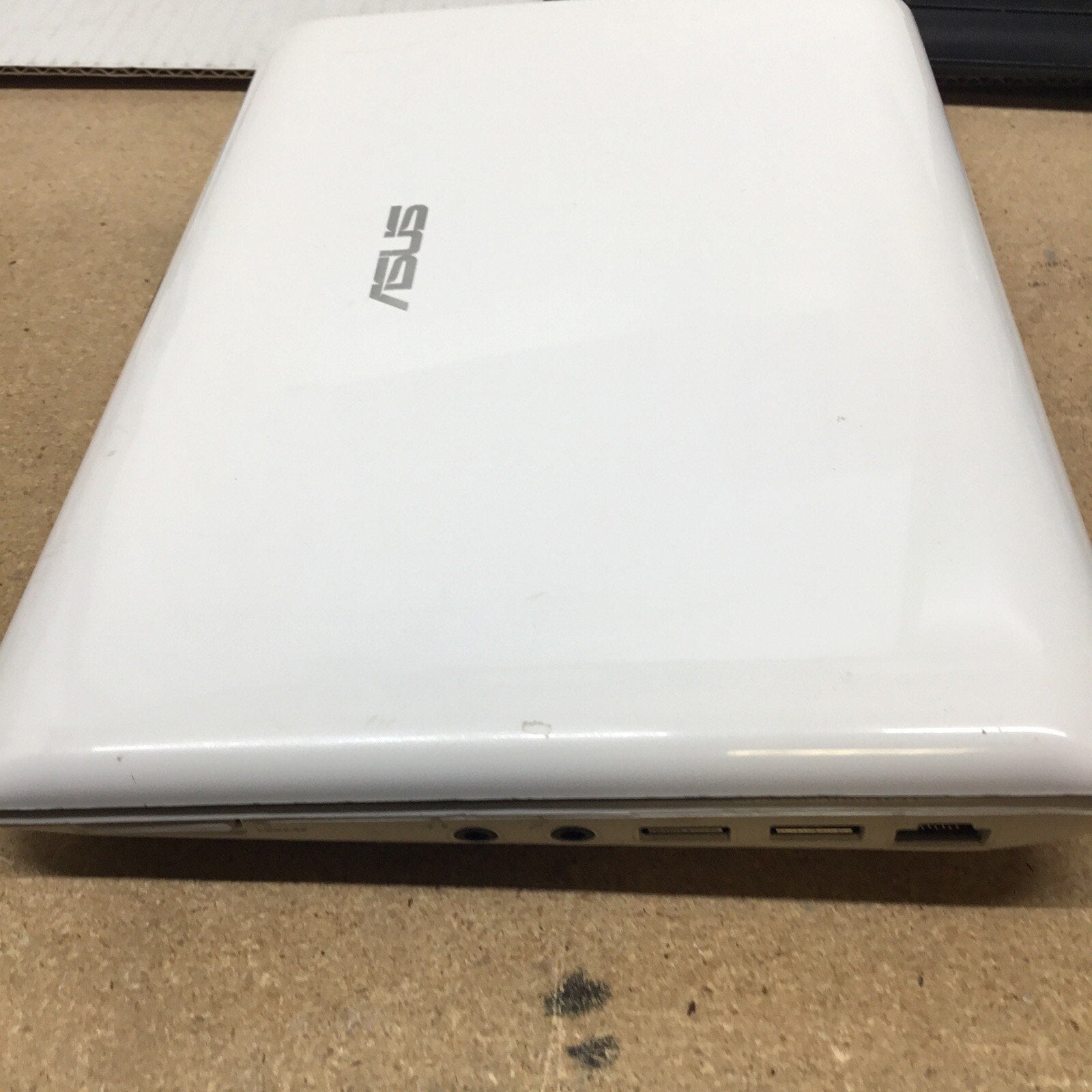 Asus Eee PC 1005PE 10.1" Laptop Intel Atom N270 1.60GHz 1GB RAM