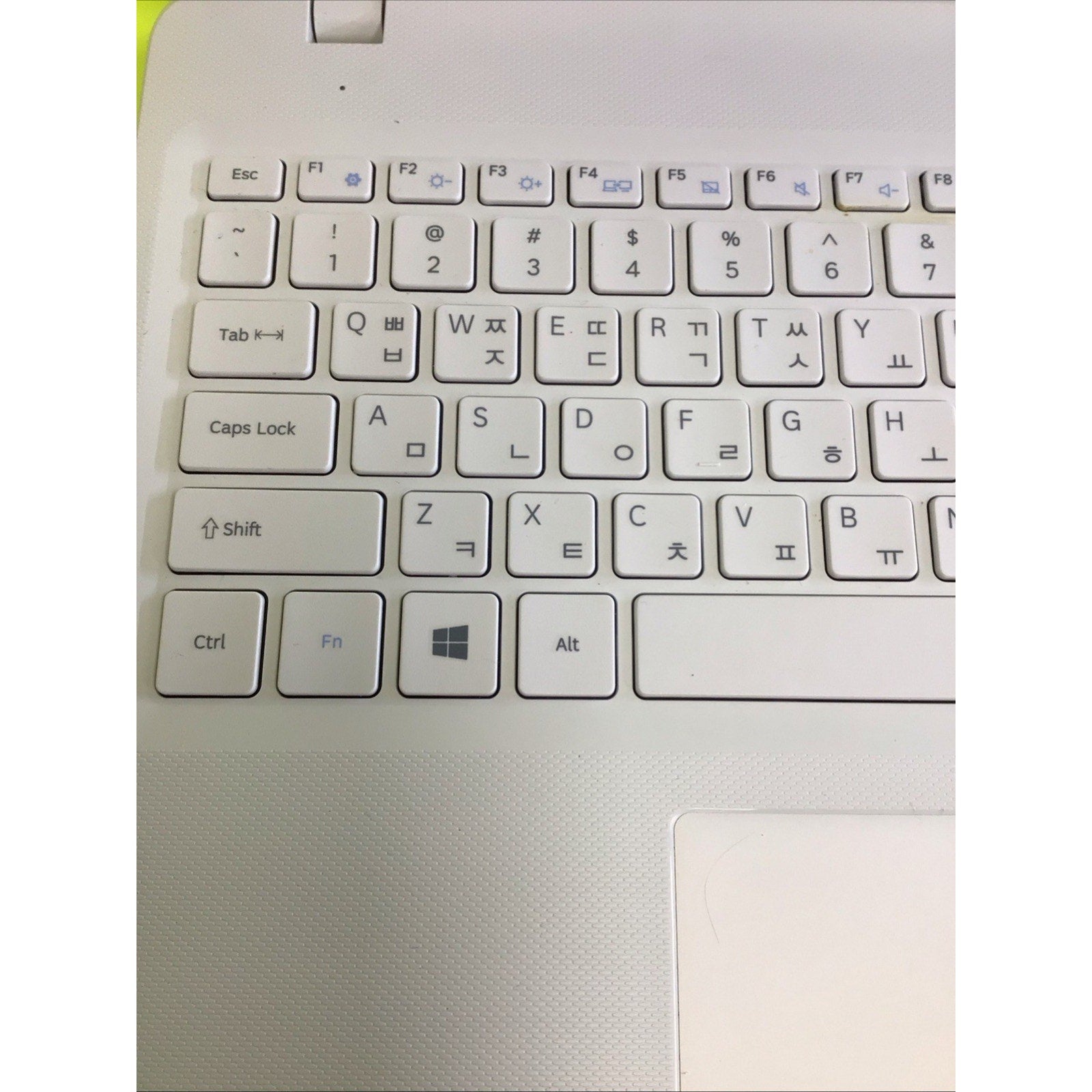 Samsung NT300E5K-L56S i5-5200U 8GB RAM NO HDD Laptop FOR PARTS or REPAIR