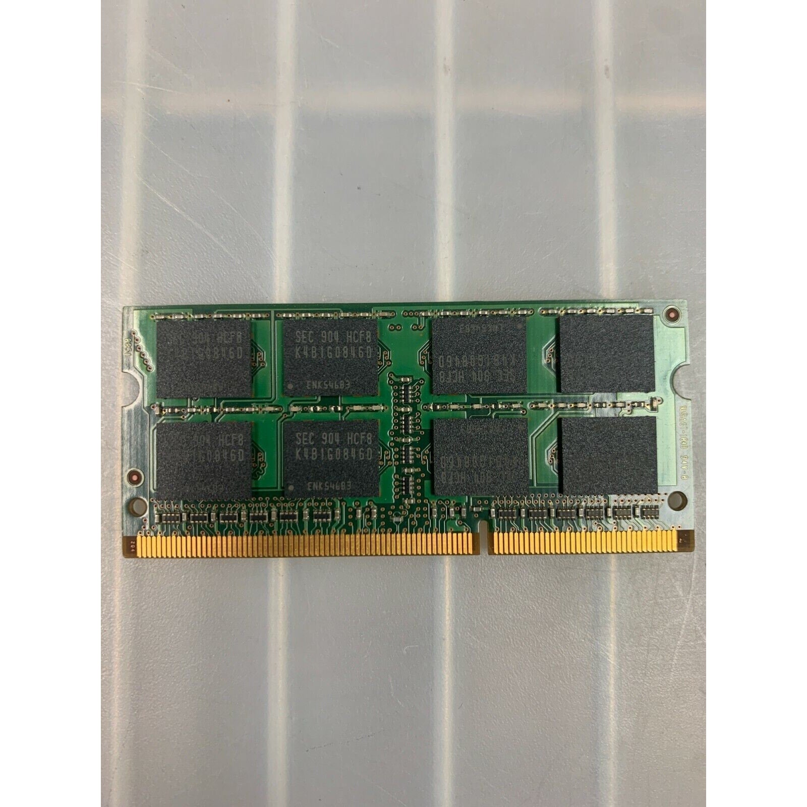 Samsung PC3-8500 2 GB SO-DIMM 1066 MHz PC3-8500 DDR3 Memory M471B5673DH1-CF8 #A4