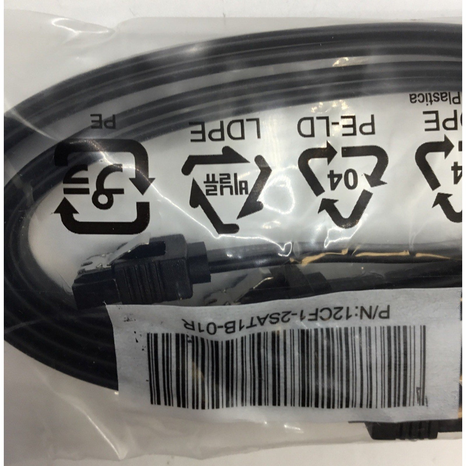 SATA CABLES (PACK OF 2) 6G Gigabyte 12CF1-2SAT1B-01R NEW