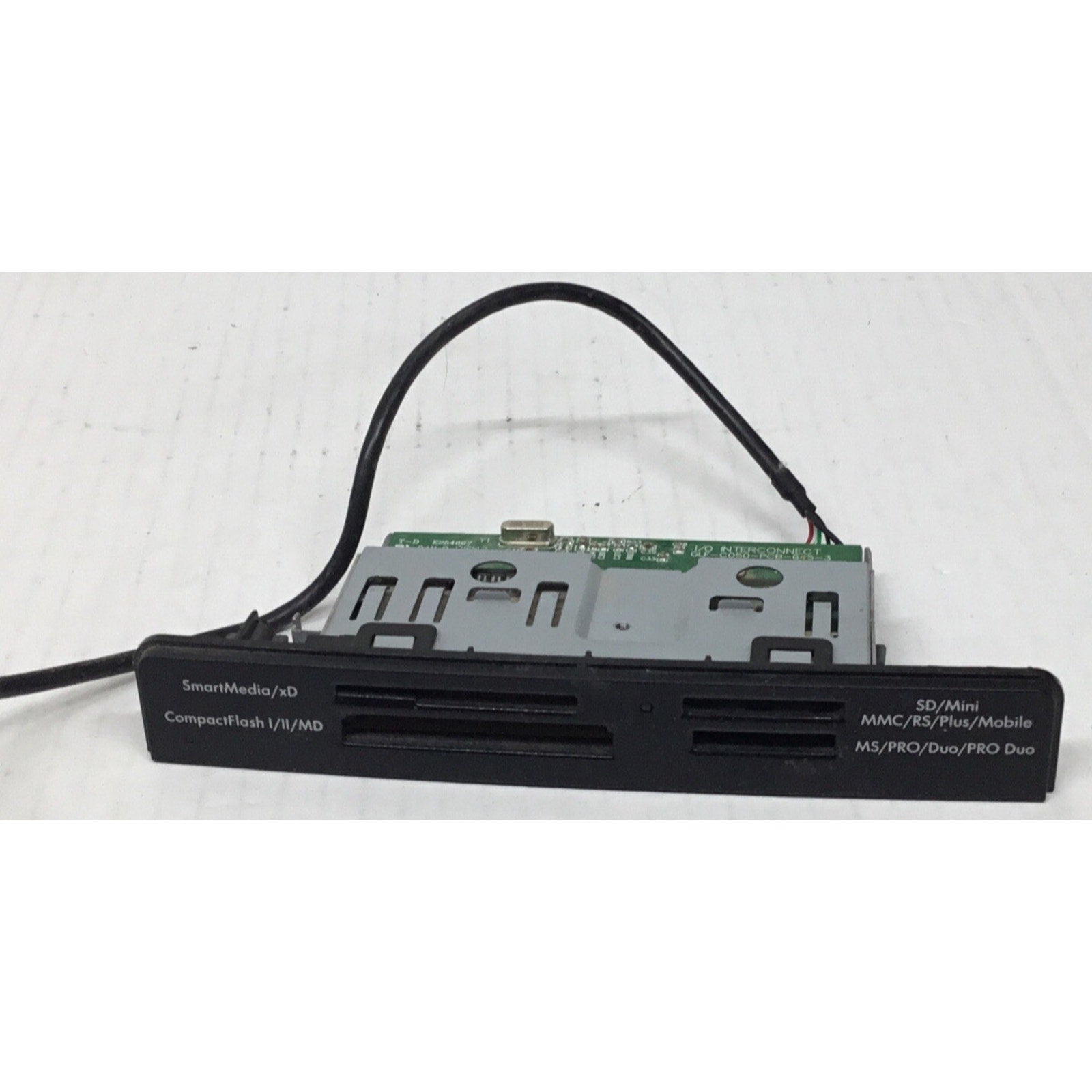 HP Pavilion Desktop Computer Media Card Reader 5070-2566 w/ Front Bezel & Cable