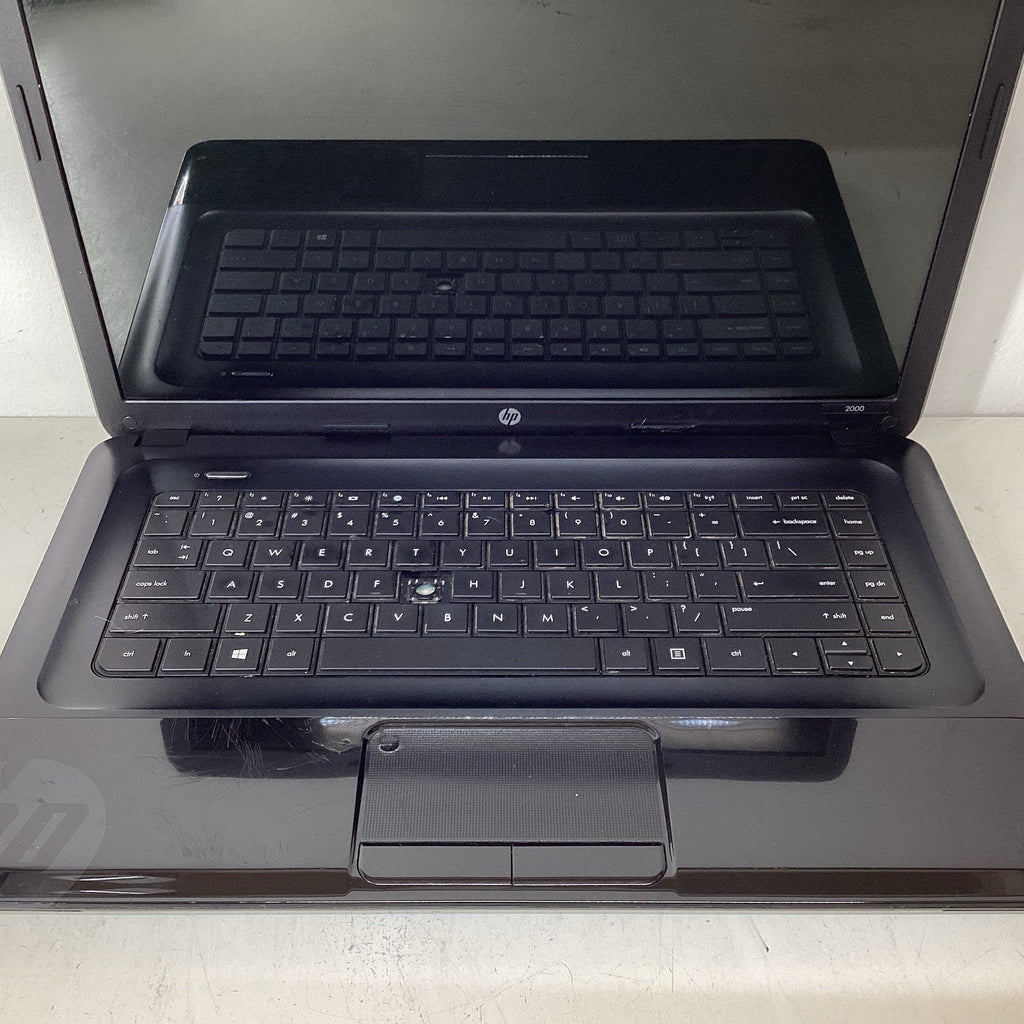 HP 2000-2c29NR 15" Notebook PC 4GB RAM Missing Parts Read Description-For Parts