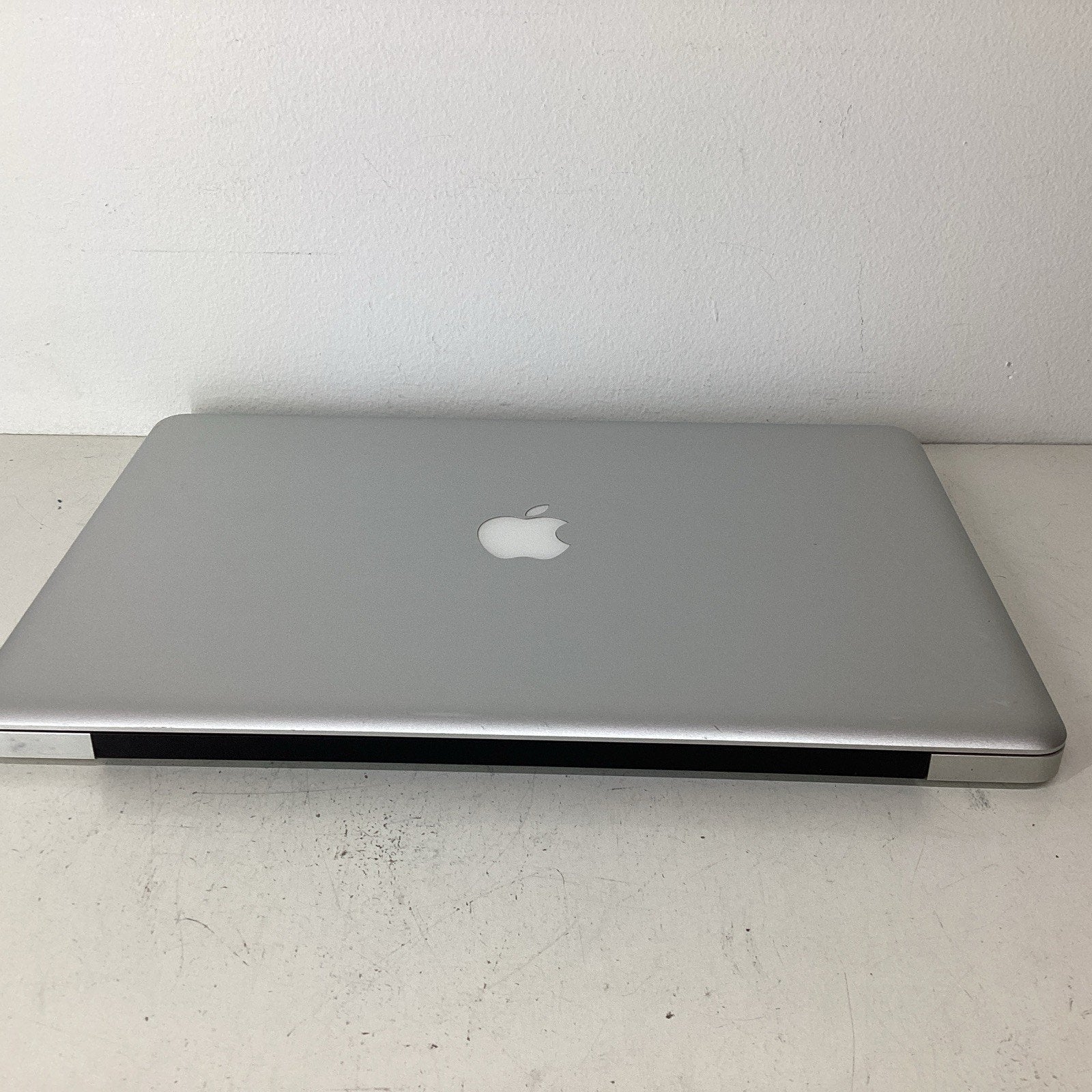Apple MacBook Pro A1286 15" 4GB RAM 500GB HDD - For Parts