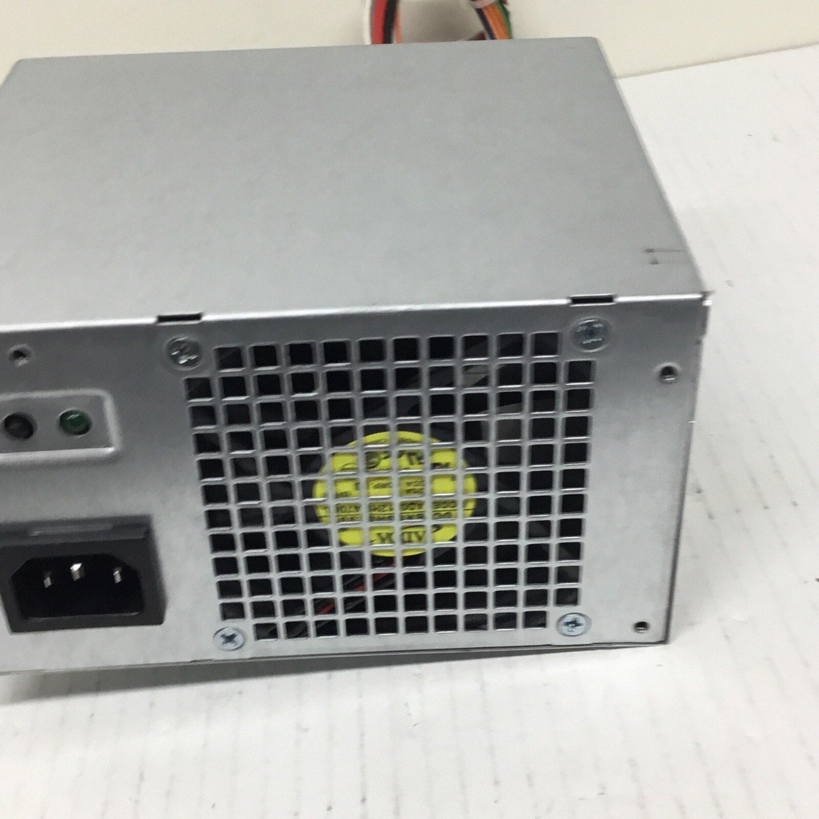 Dell 061J2N 240W 24 Pin Desktop Power Supply