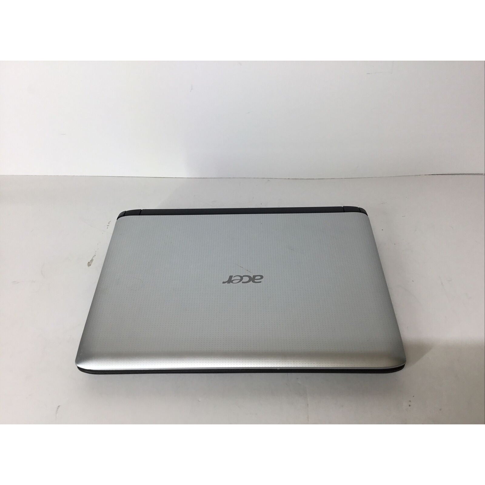 Acer Aspire one series Nav50 532h-2789 Mini Laptop