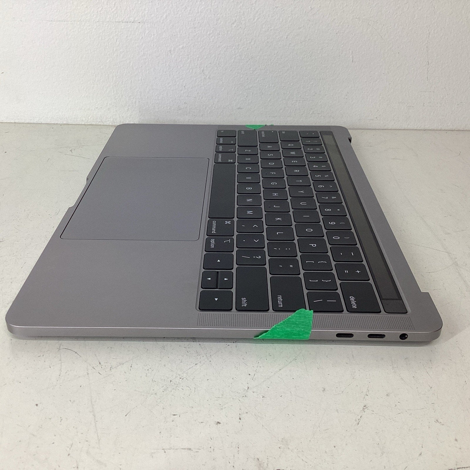 MacBook Pro A1989 13" Top Case Palmrest w/Touchbar,Battery,Motherboard-For Parts
