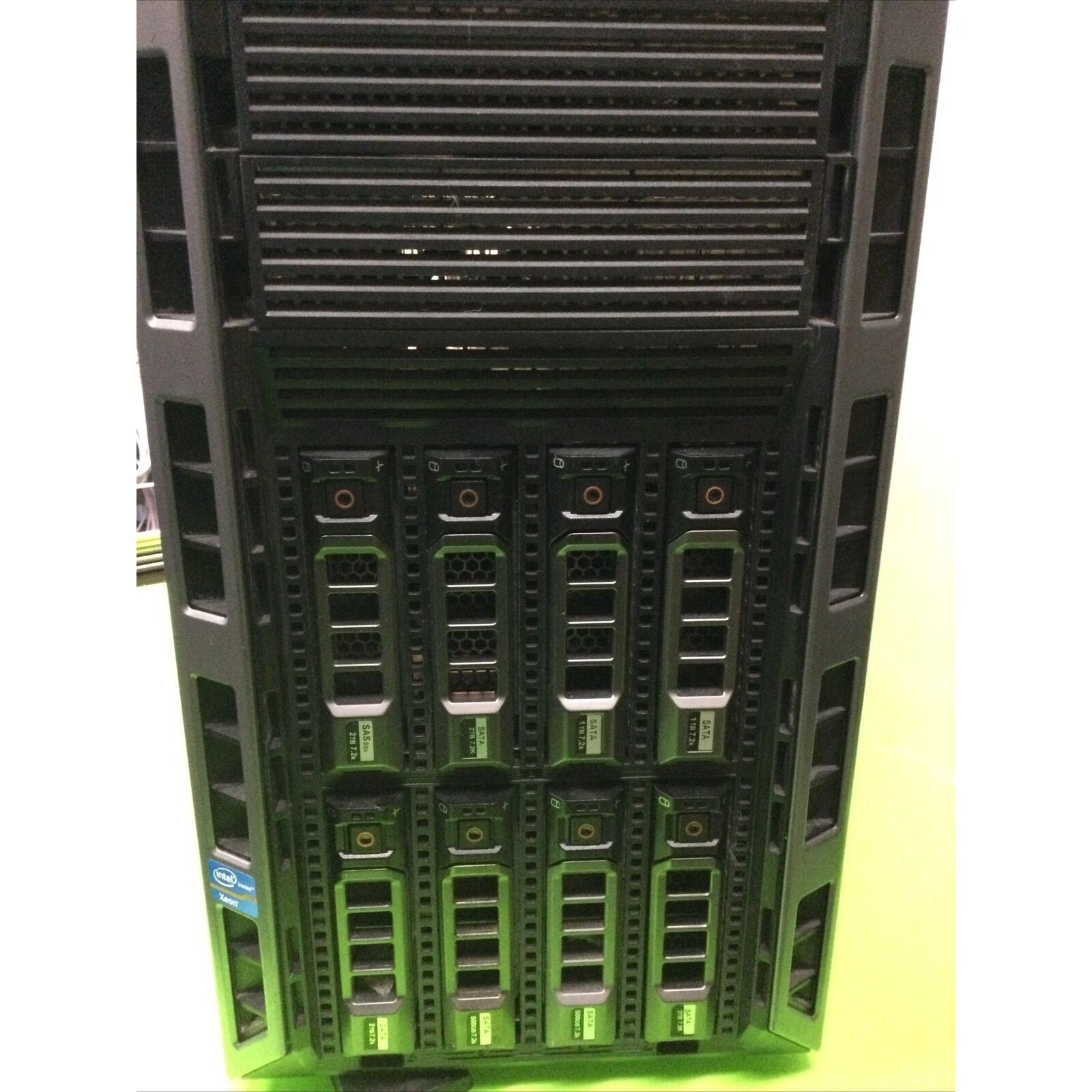 Dell PowerEdge T320 Server Intel Xeon E5-2450 @ 2.10 GHz 32GB RAM NO HDD