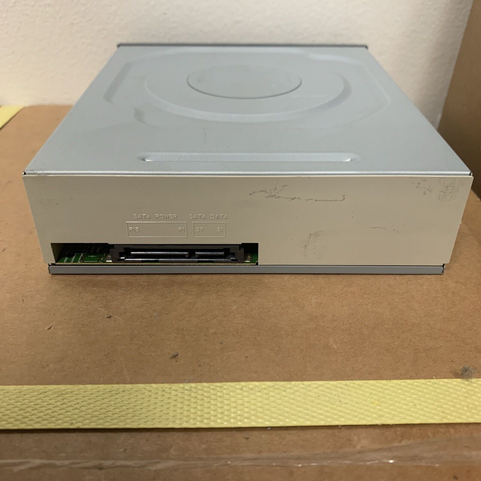 CD/DVD-RW SATA Optical Drive 0FY13D for Dell 3646 3847 XPS 8700 DH-16AES