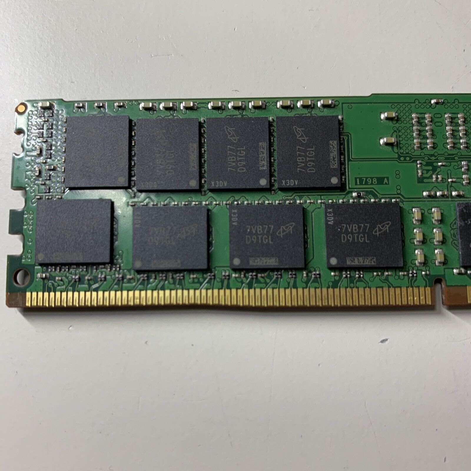 Crucial 16GB DDR4 2133MHz ECC-REG PC4-17000R 2RX4 1.2V CL15 Server RDIMM Memory